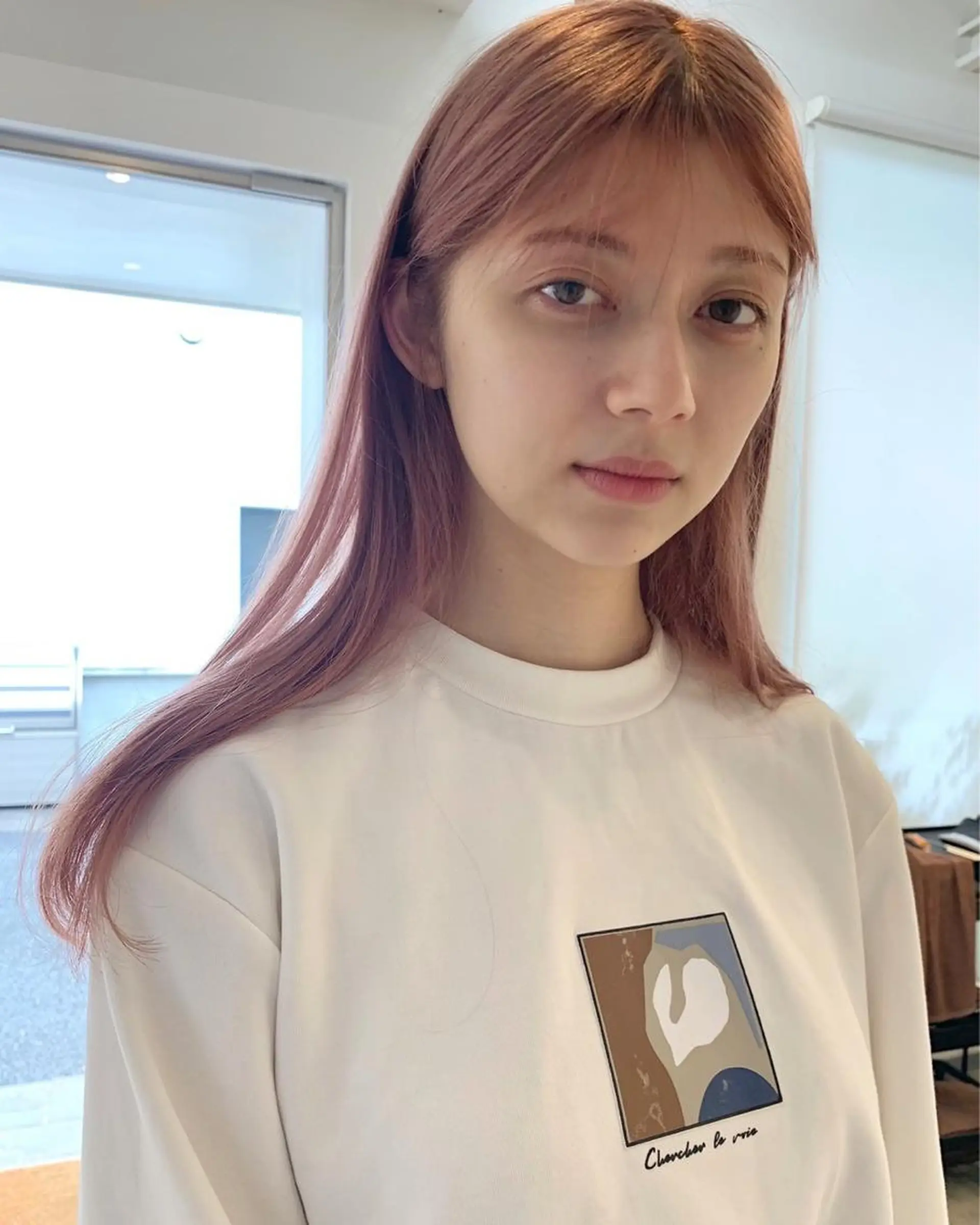 ロング カラー she.by五感鷹匠所属・櫛引 健太のヘアスタイル