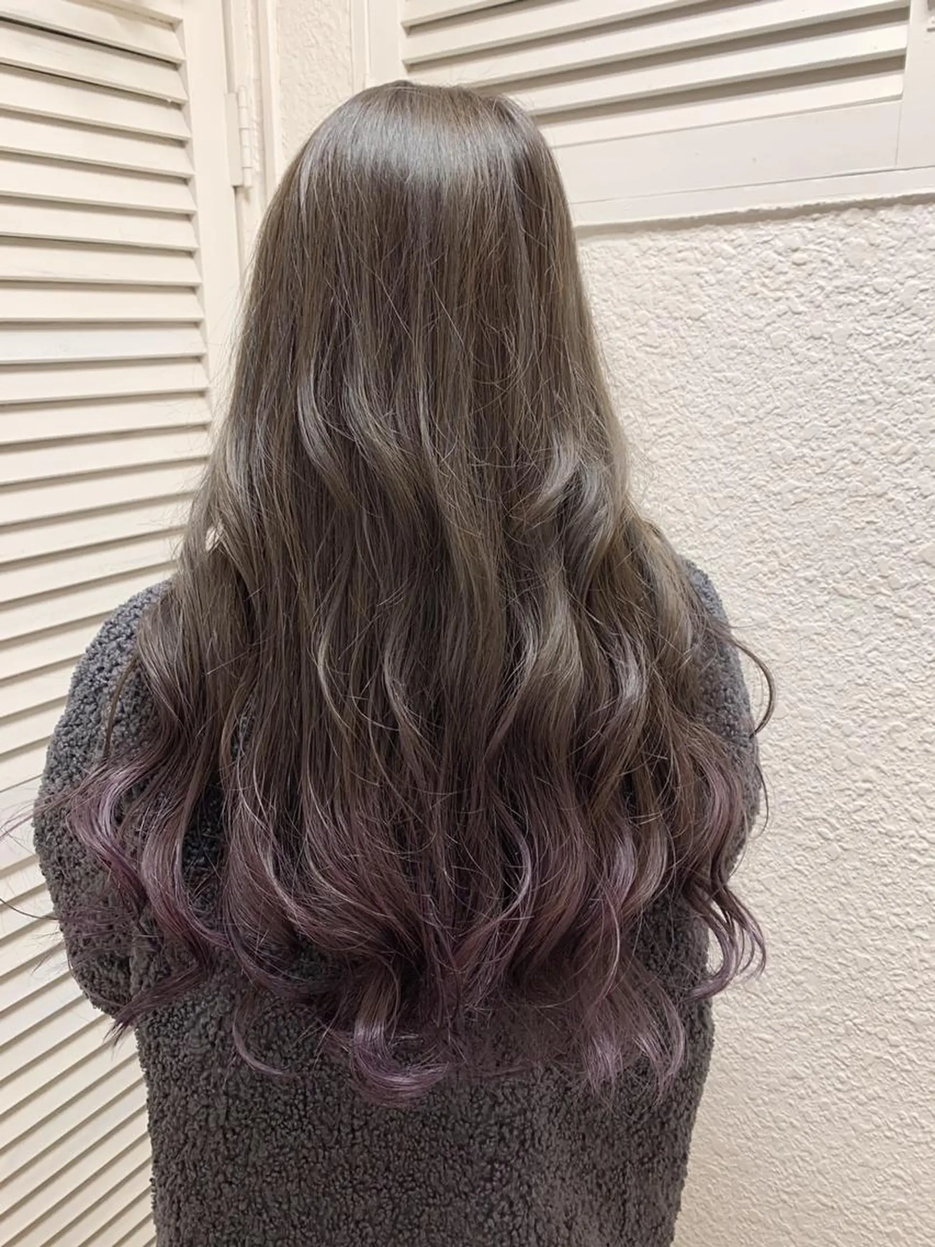 パーマ カラー セミロング 嶋村夏実🌼レイヤー 🌸白髪ぼかしのヘアスタイル