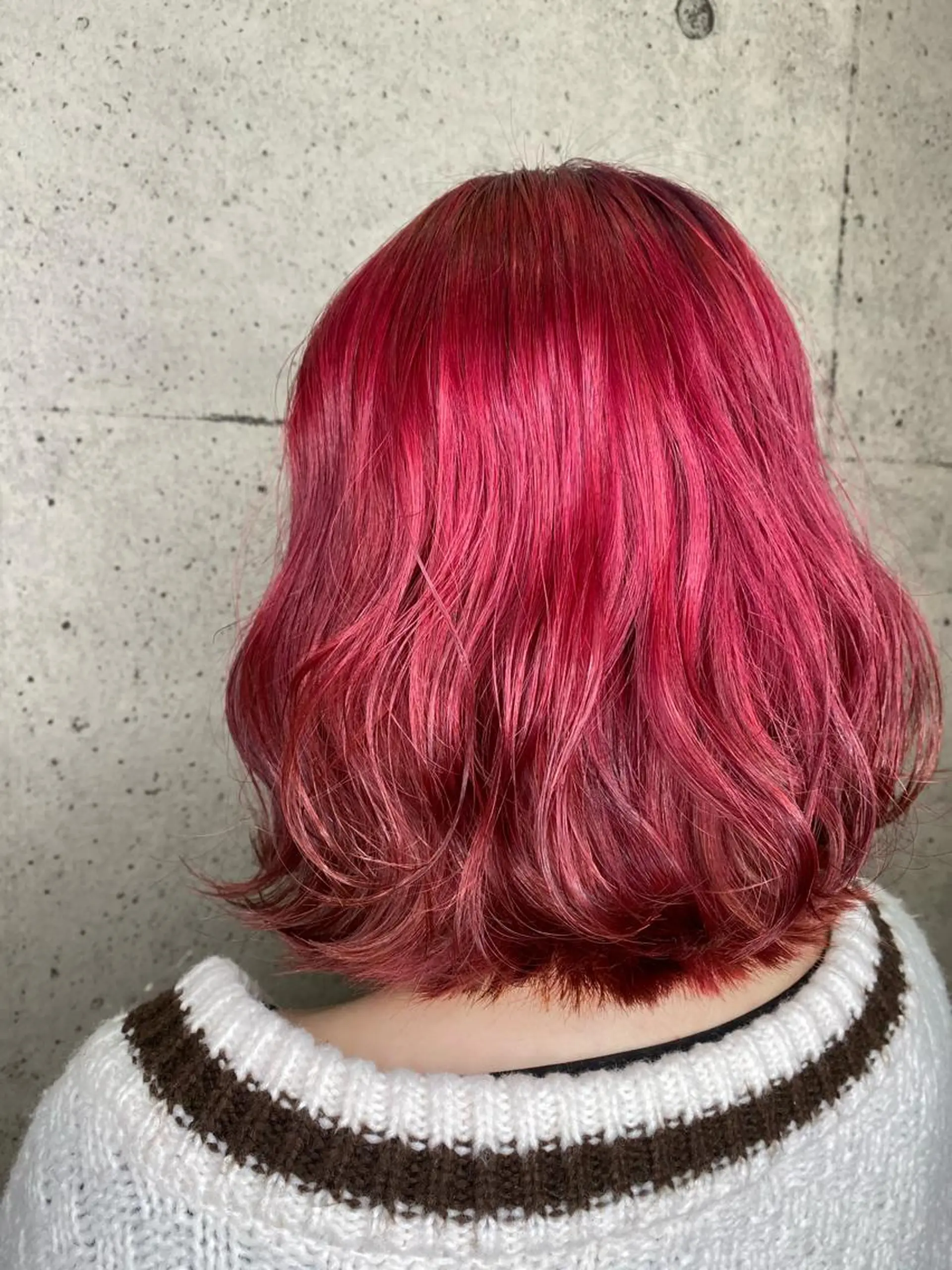 ミディアム カラー ブリーチ カシス ピンクカラー ヘアカラー 🌼RIKA KAWAUCHI🌼のヘアスタイル