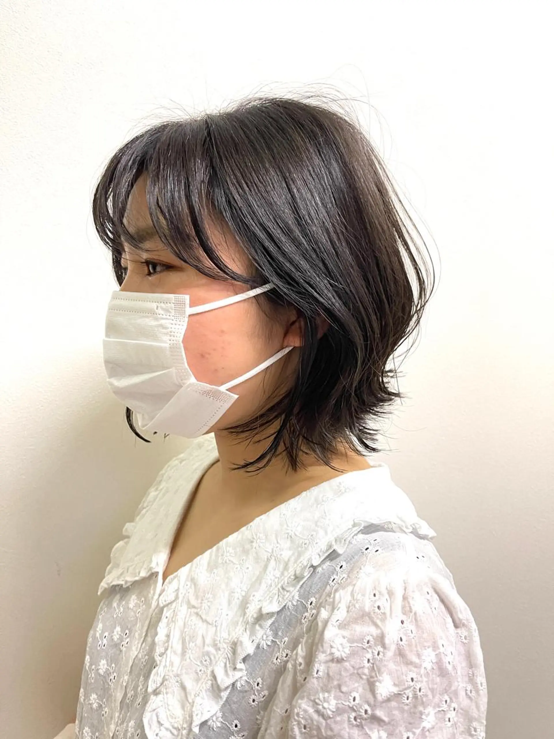 ミディアム カラー ボブ 韓国風ヘア 外ハネヘア カット ヘアカラー トリートメント 【AMANEQ】 yuka🦋のヘアスタイル