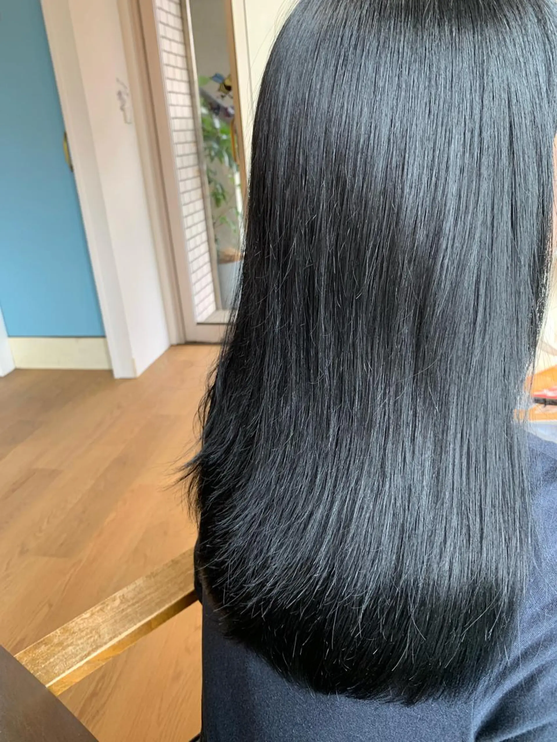 セミロング 四ッ井 翔のヘアスタイル