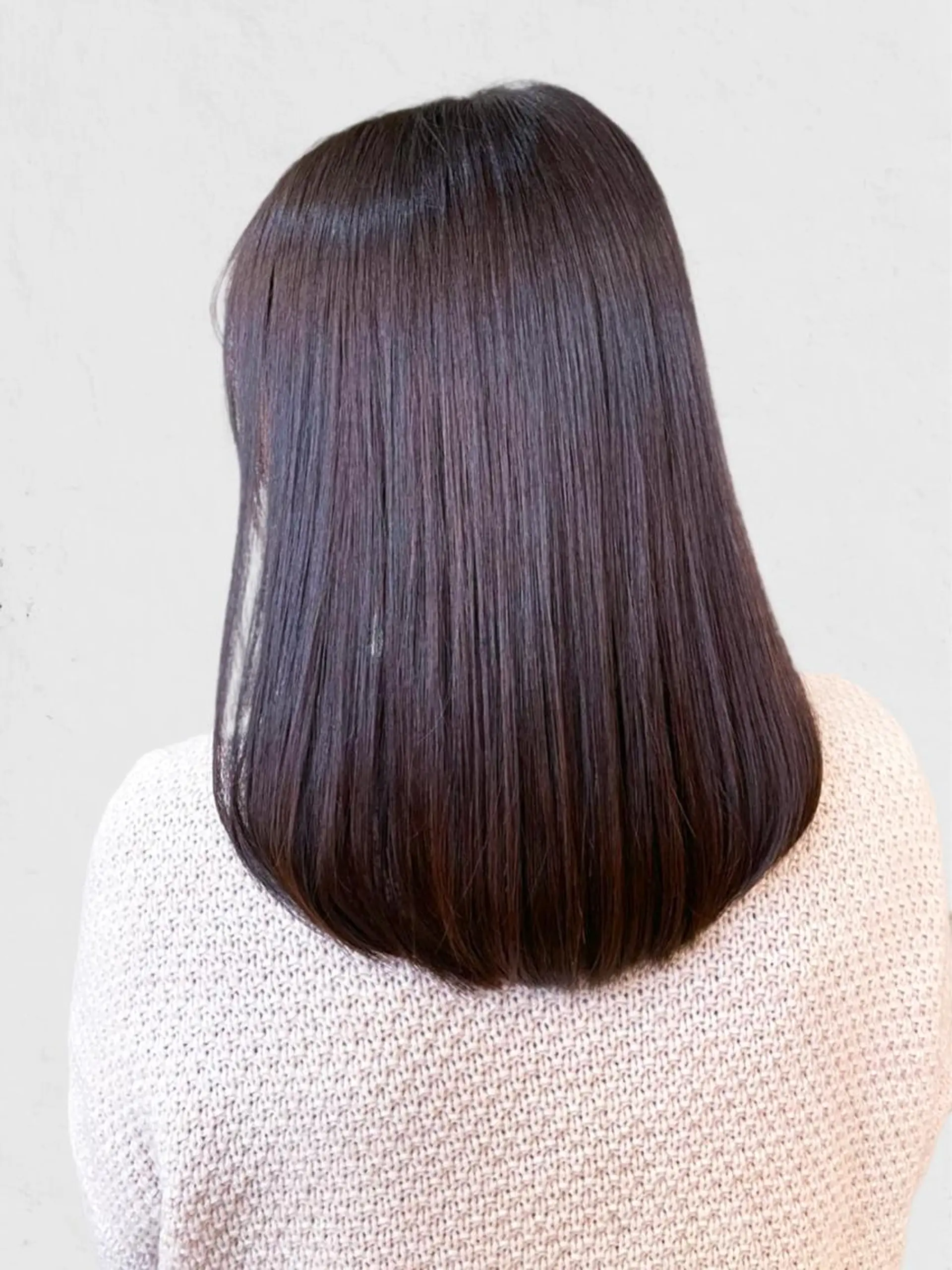 ミディアム パーマ ヘアアレンジ ヘアカラー トリートメント VIM hairおもろまち店のヘアスタイル