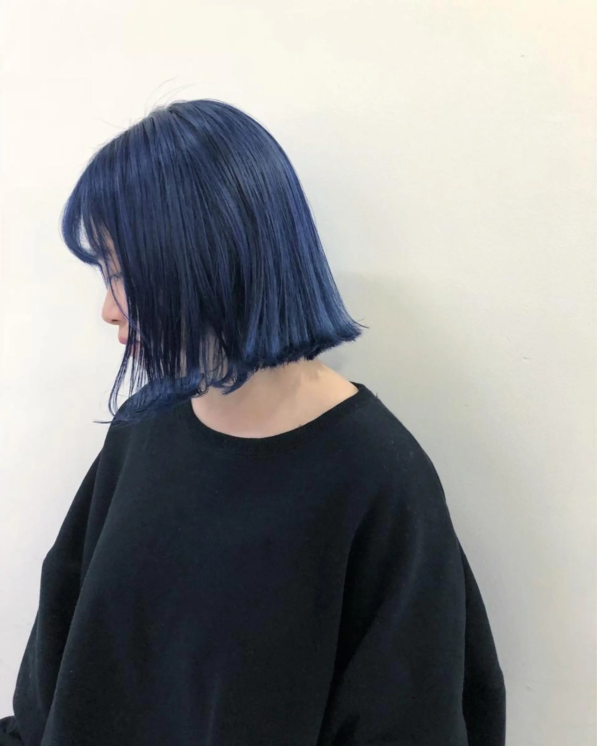ショート カラー ブルーカラー ニシオカ タクヤのヘアスタイル