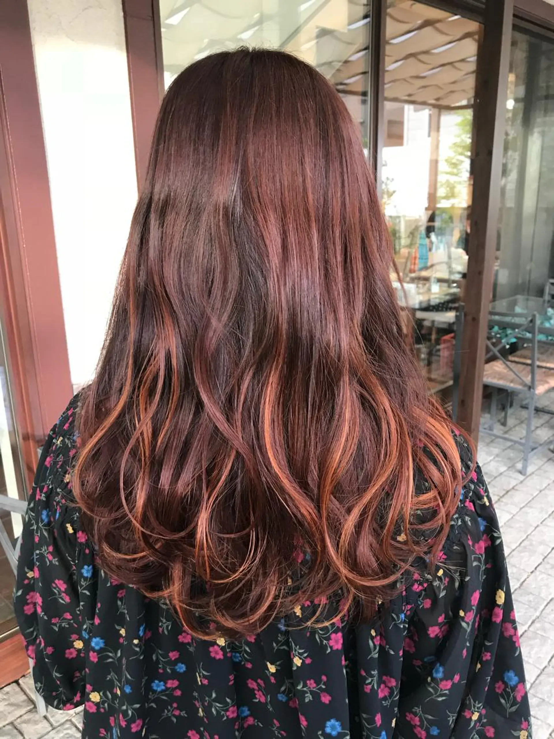 SAEKI【ior 】北千住店ブリーチのヘアスタイル