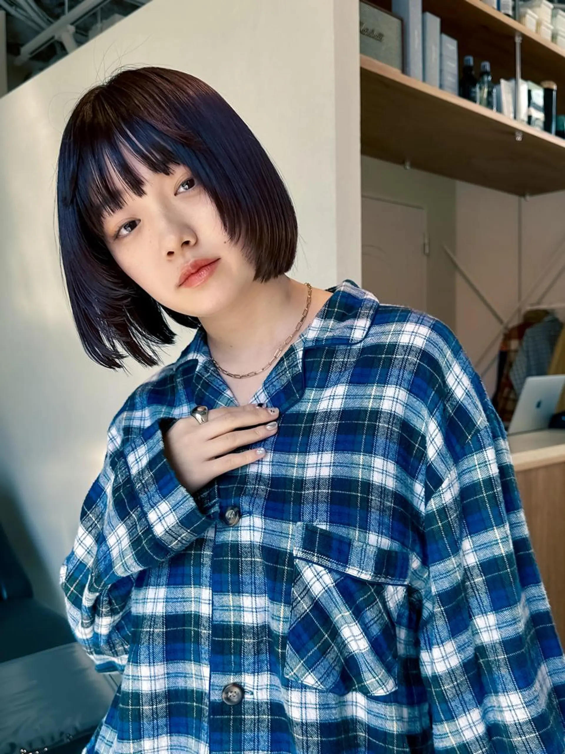 ミディアム カット 縮毛矯正 トリートメント yelm (official)のヘアスタイル