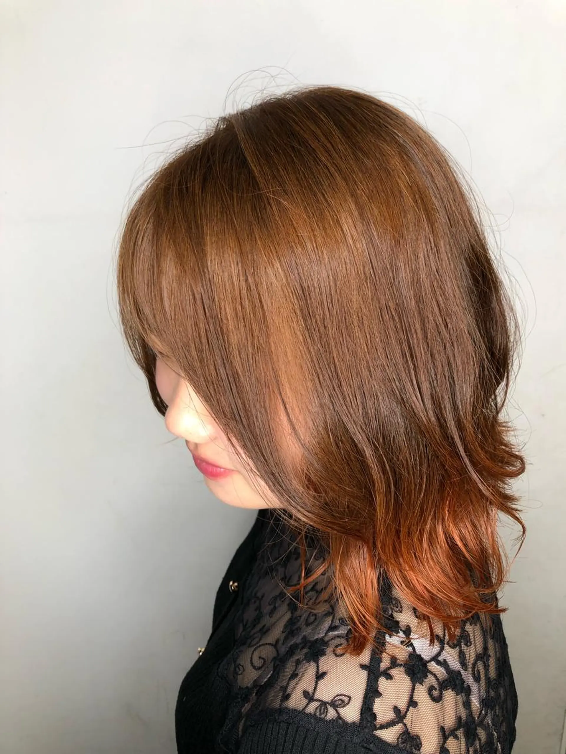 ミディアム カラー パーマ ヘアアレンジ ベージュカラー グラデーションカラー オレンジ オレンジベージュ 高橋 隆一のヘアスタイル