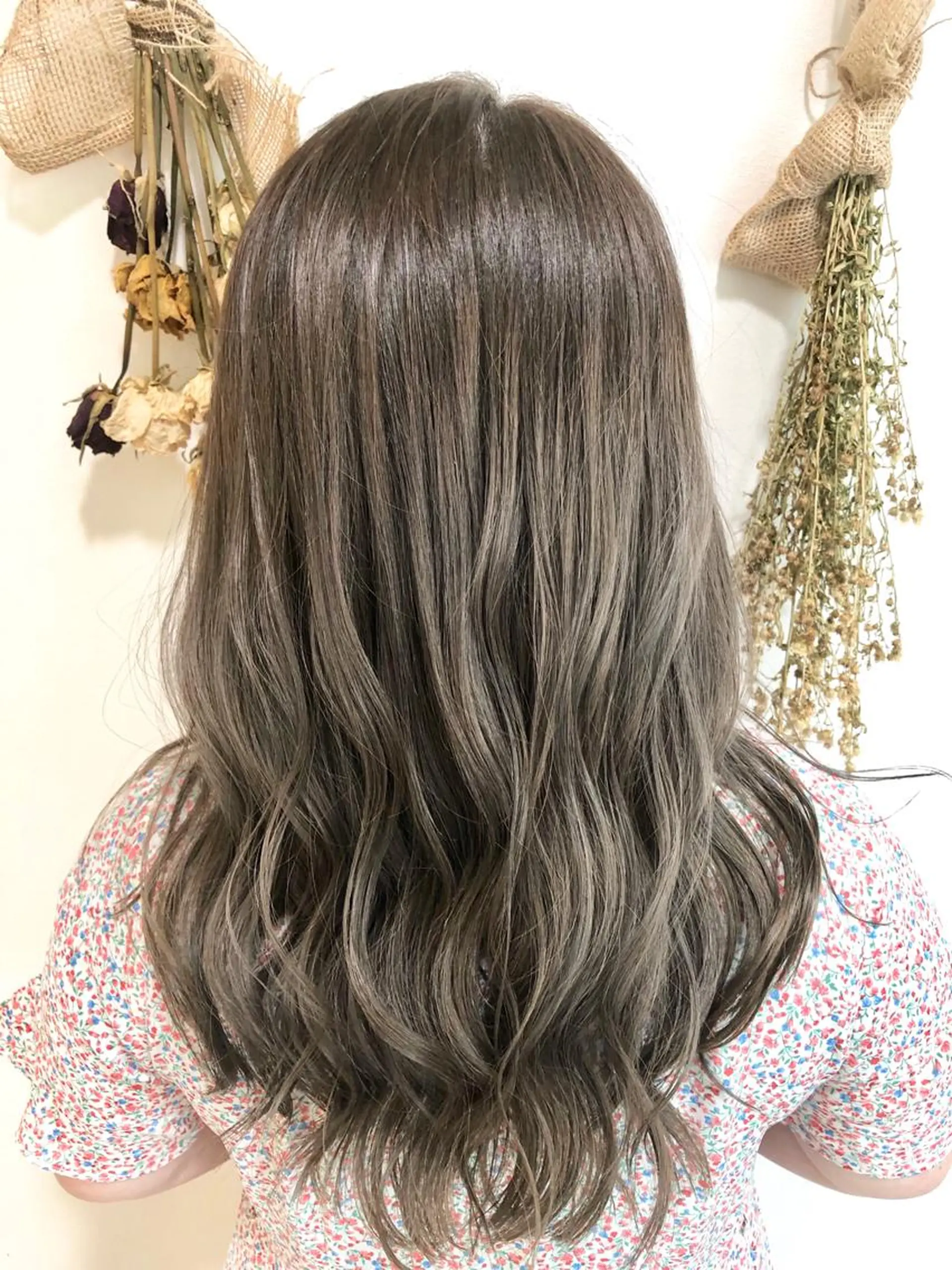 ロング カラー カット ヘアカラー トリートメント 松浦 正覚のヘアスタイル