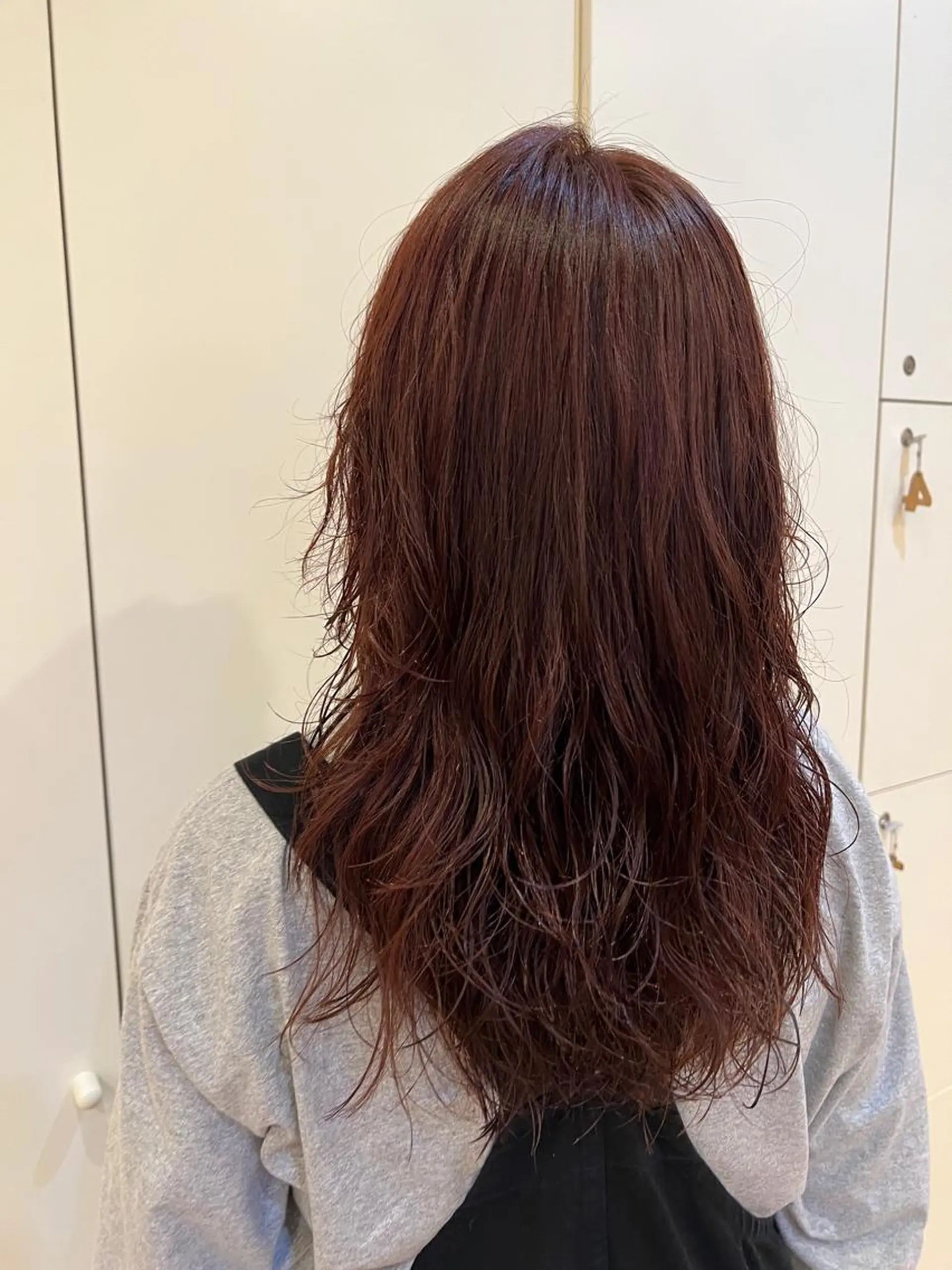 ミディアム ミディアムレイヤー ミディアムパーマ レイヤーカット rino🤍 恵比寿レイヤーカットのヘアスタイル