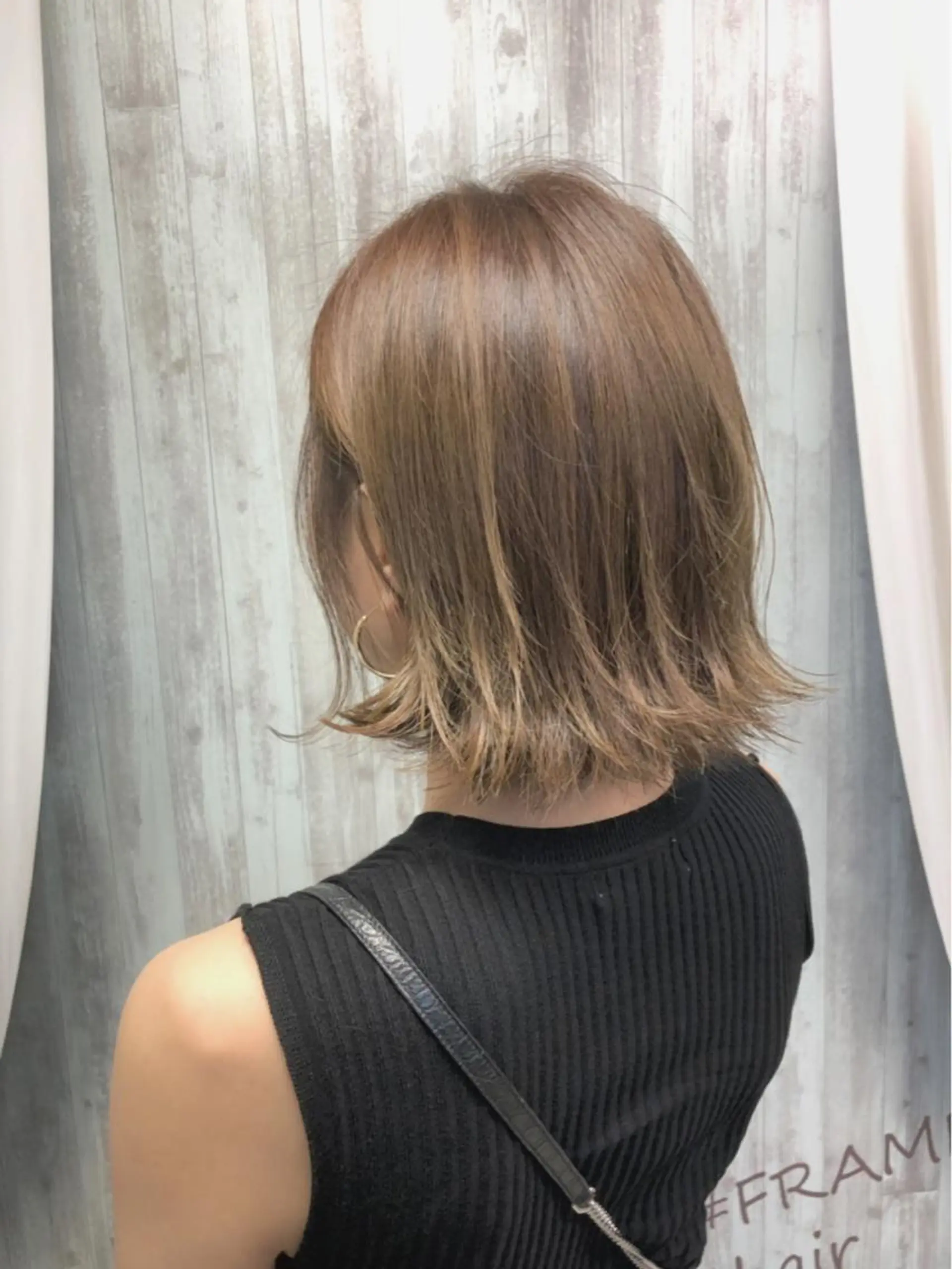 ショート 外ハネヘア カット ヘアカラー frame所属・🫧品のあるヘア カラー🫧片山聖のヘアスタイル