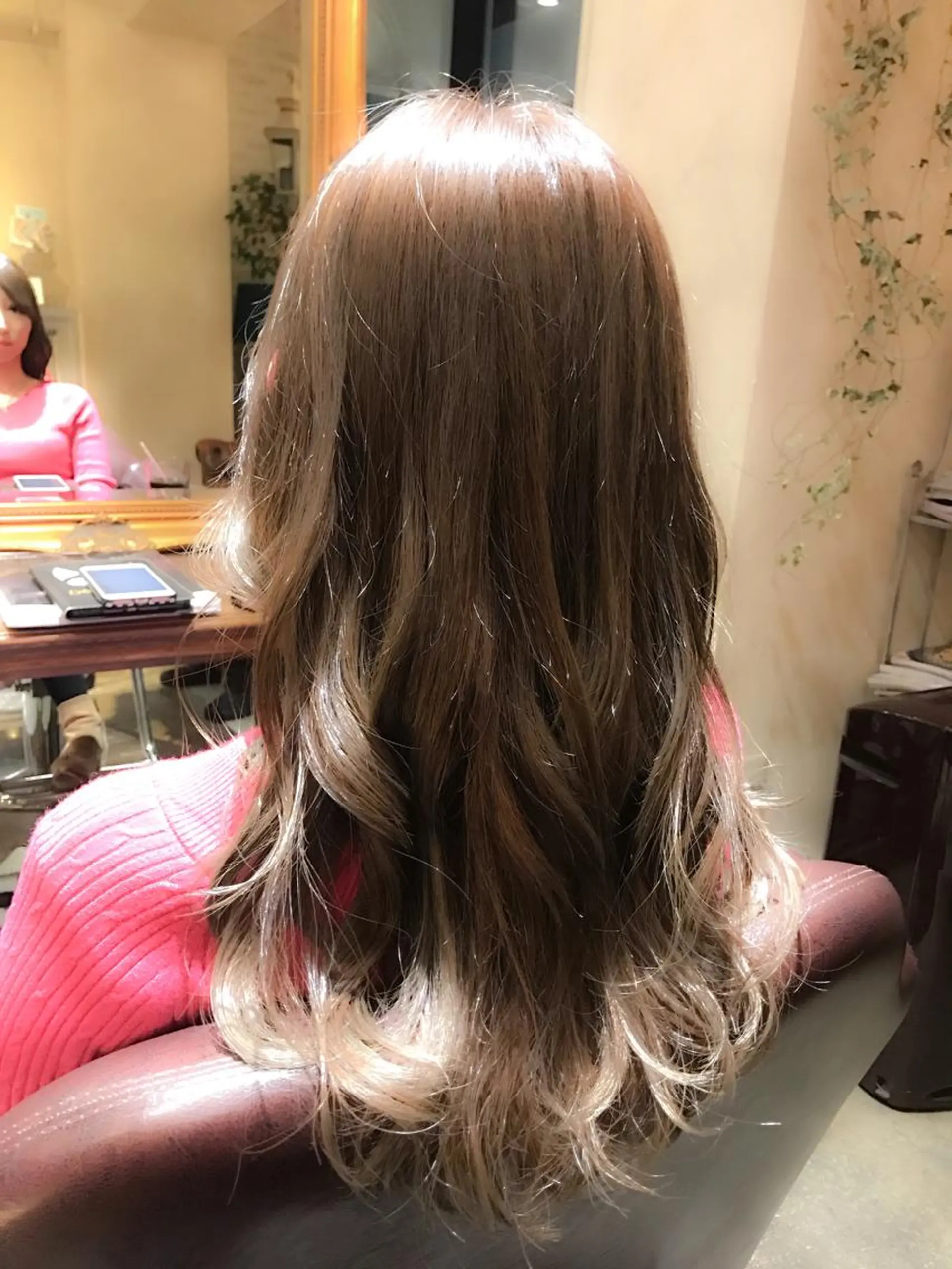 ロング カラー パーマ ヘアアレンジ ベージュカラー グラデーションカラー ハイライトカラー ハイライト 🌈髪質改善💕 縮毛矯正✨青木まで✨のヘアスタイル