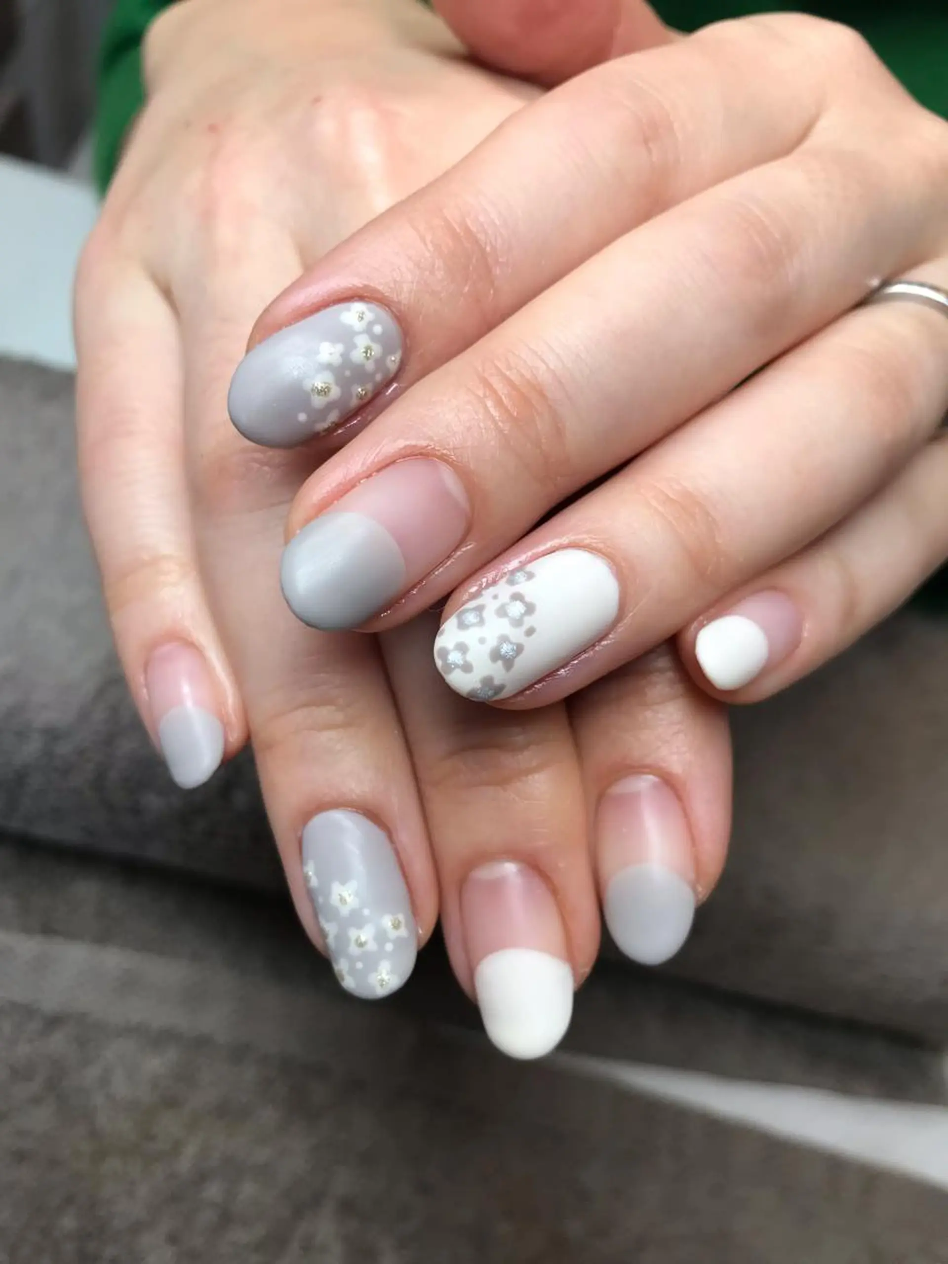 ネイル フラワーネイル マットネイル 持ち込み nail salon ily 武蔵新城のネイルデザイン