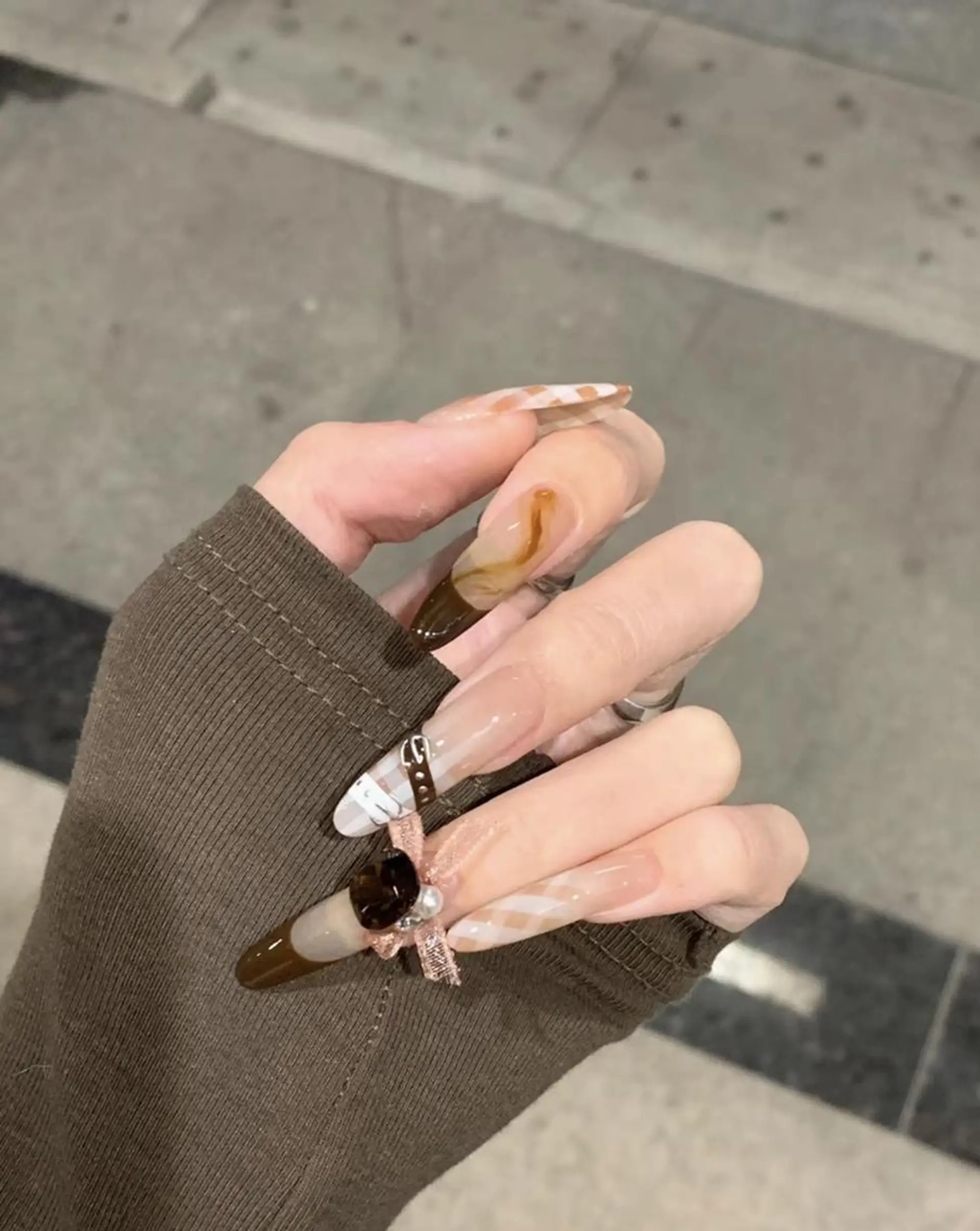 ネイル inf リエネイルサロンのネイルデザイン