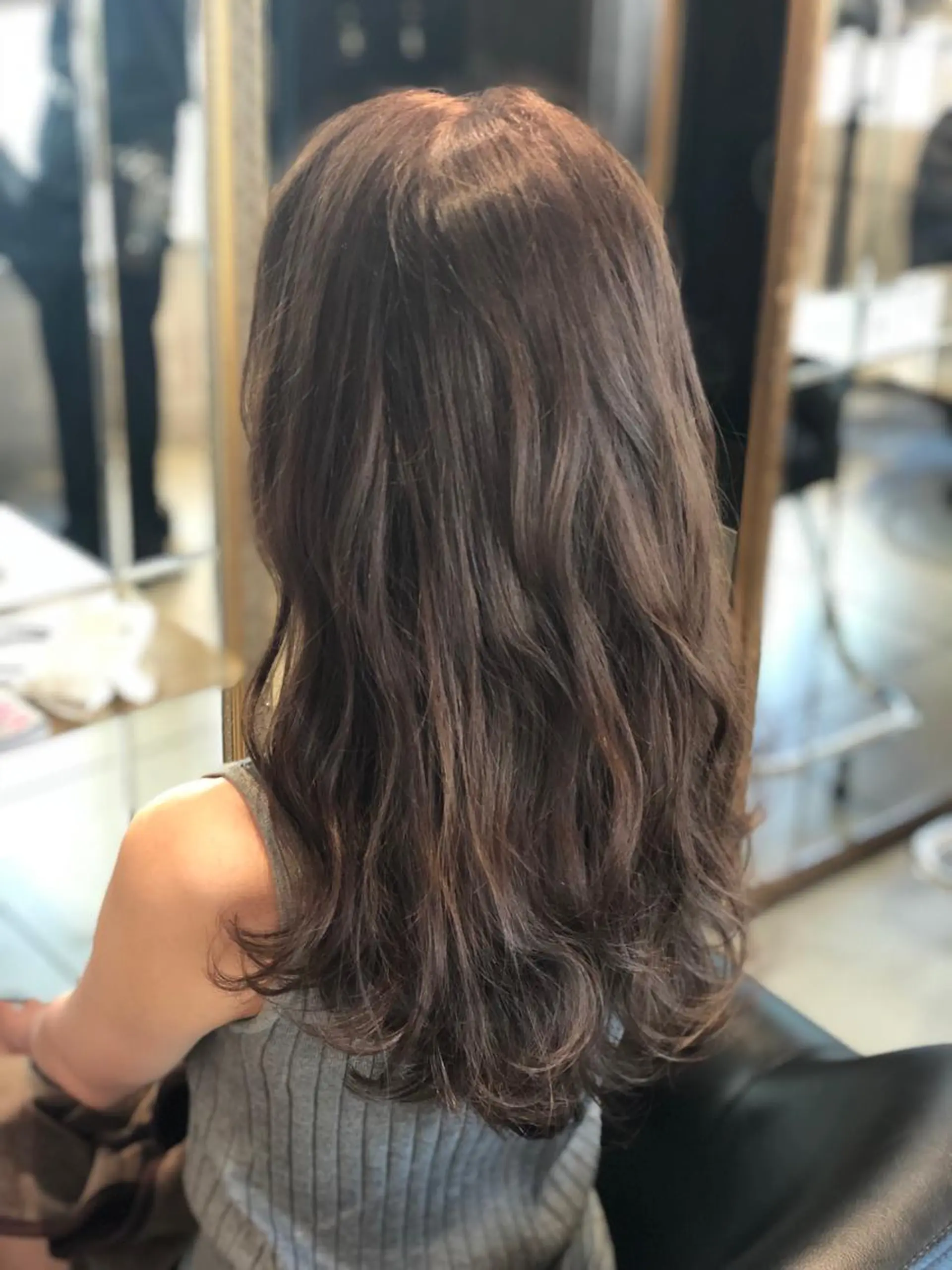 ロング FENICE onthe beach所属・永井大樹✨ 透明感カラー✨のヘアスタイル