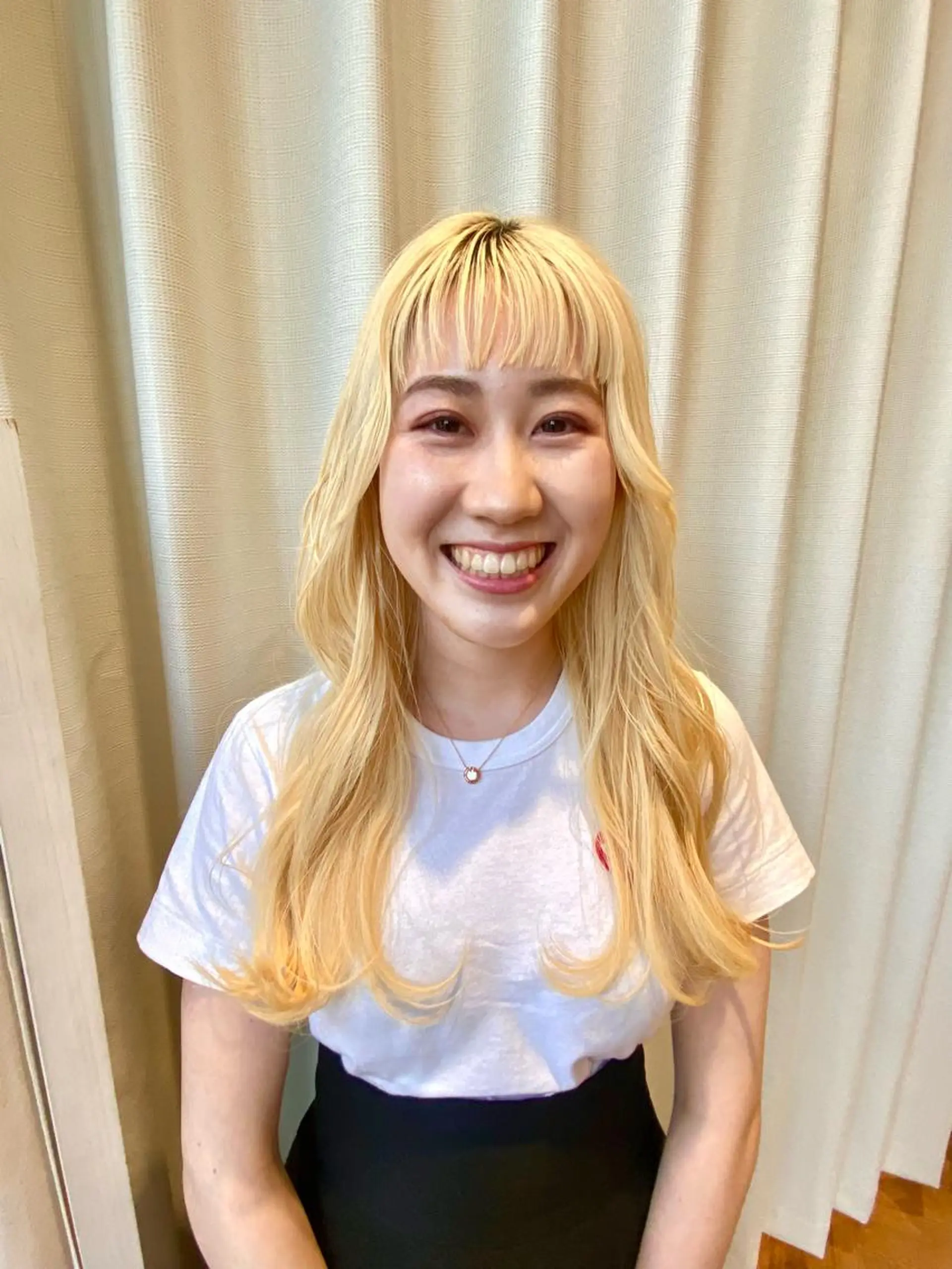 ロング オン眉 増井 彩乃のヘアスタイル