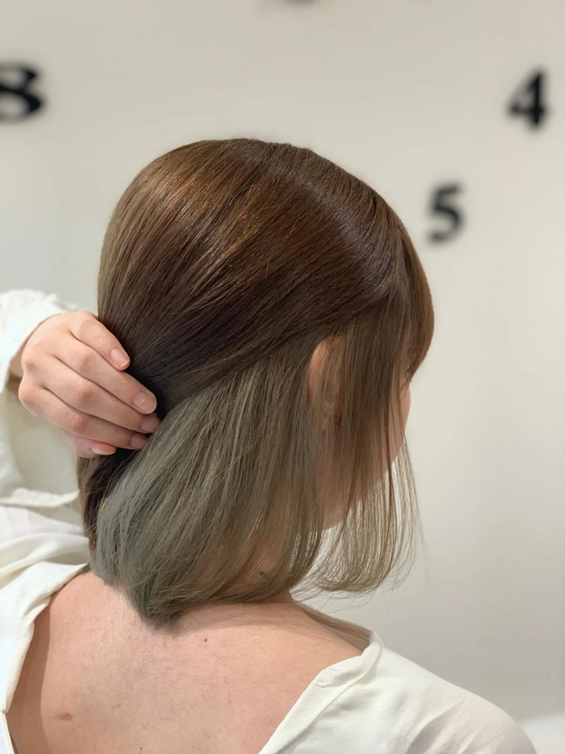 ミディアム カラー ヘアカラー 松吉 純平のヘアスタイル