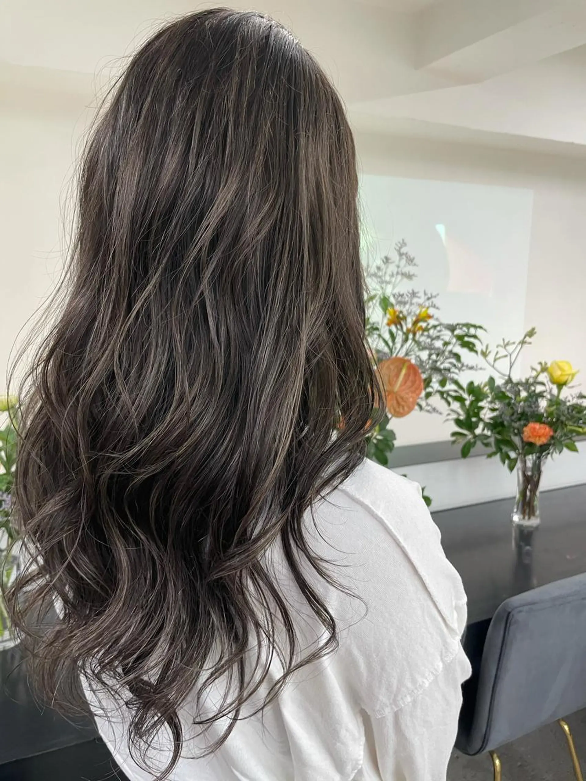 ロング カラー ブリーチ ケアブリーチ ハイライトカラー ハイトーンカラー ハイライト レイヤーカット💖 Kaedeのヘアスタイル