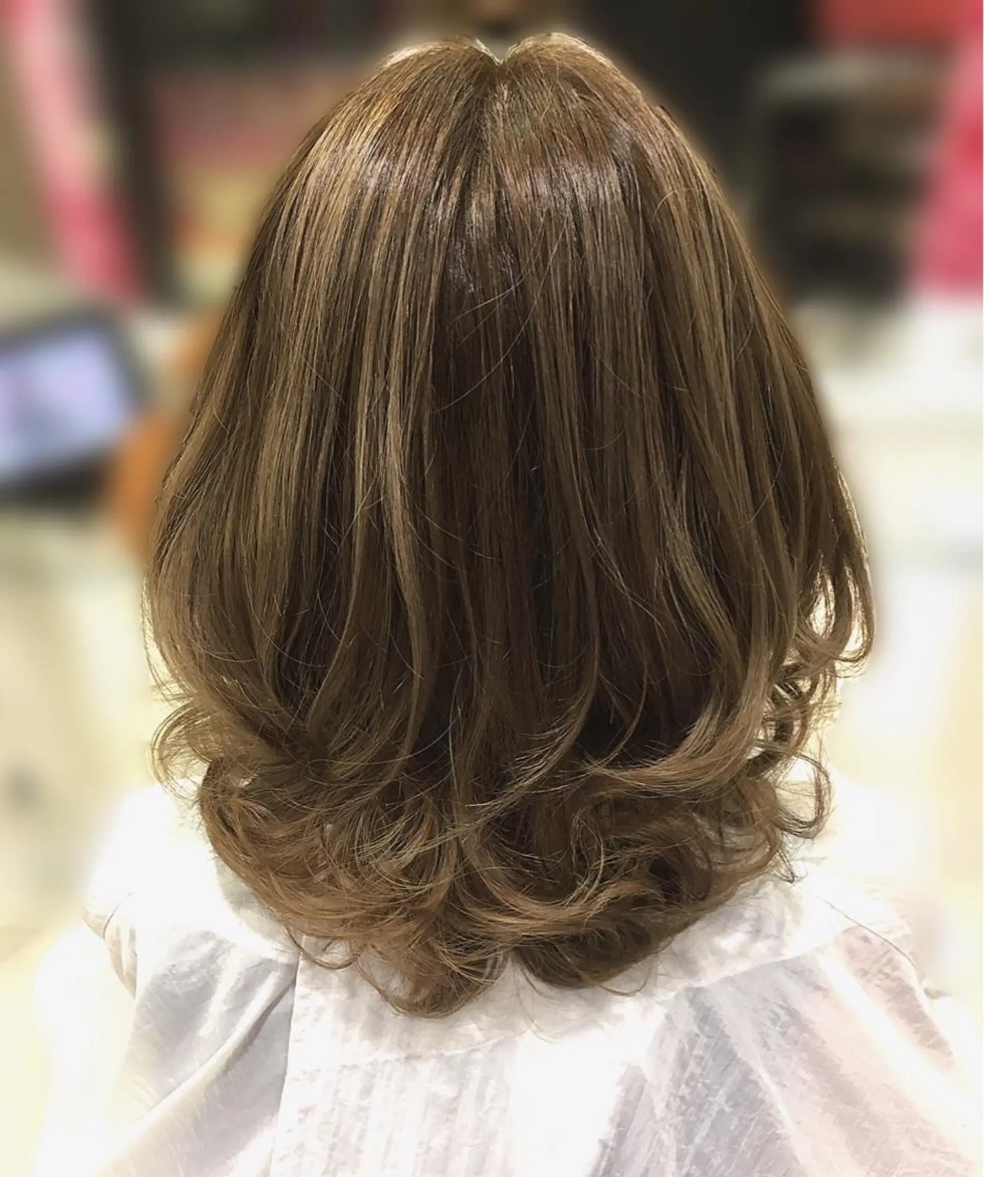 ミディアム カラー ハイライトカラー ハイライト i-Dear -studio Kobe-所属・横野 孝志のヘアスタイル
