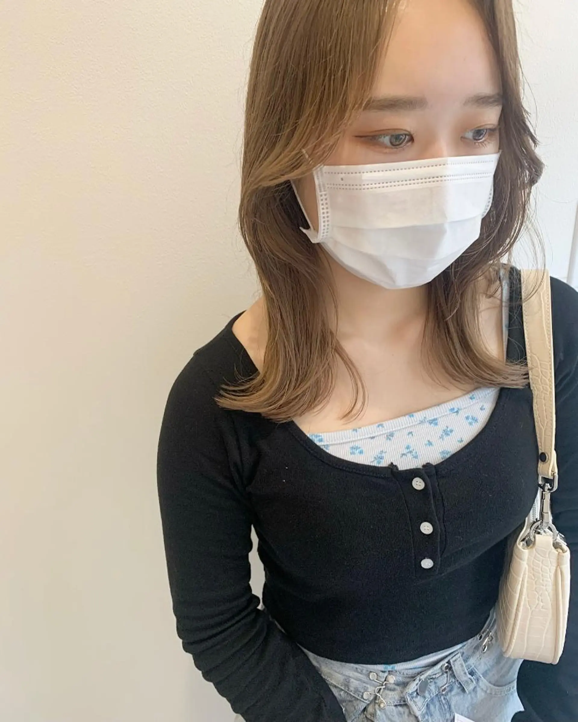 ミディアム カラー 顔まわりレイヤー 韓国風ヘア レイヤーカット ウルフカット カット MARU レイヤー/パーマのヘアスタイル