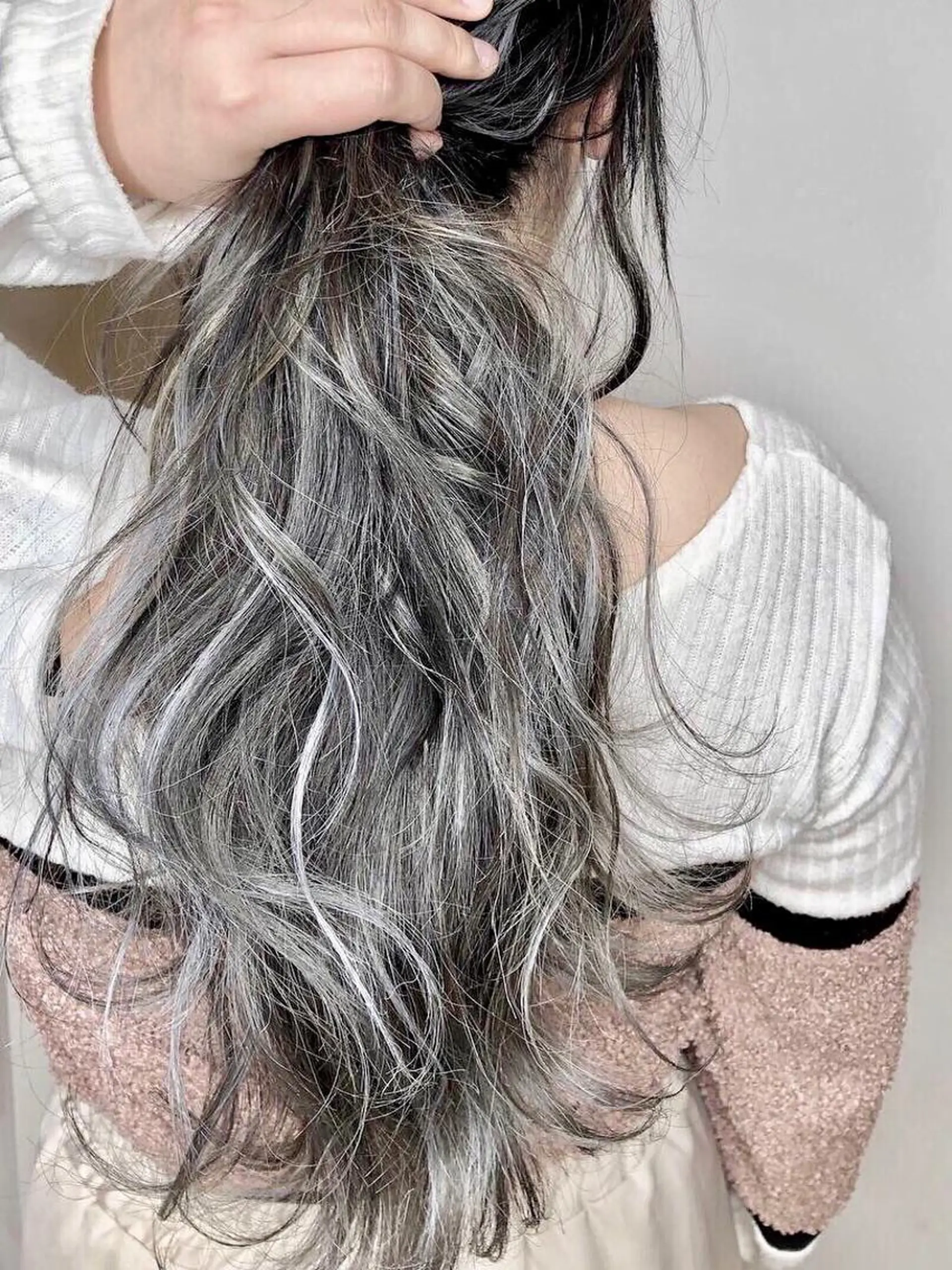 ロング カラー ヘアカラー marshu  梅田店所属・髪質改善 透明感×韓国風のヘアスタイル