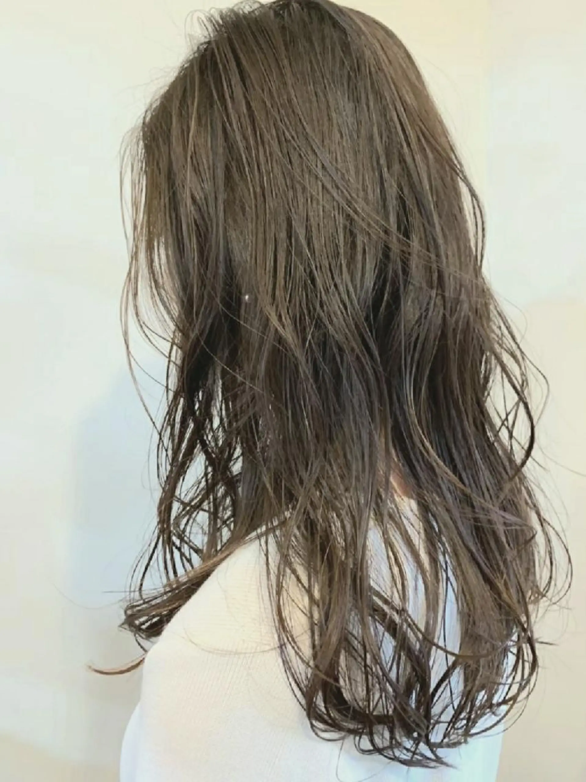 ロング カラー デザイナー Anne アンのヘアスタイル