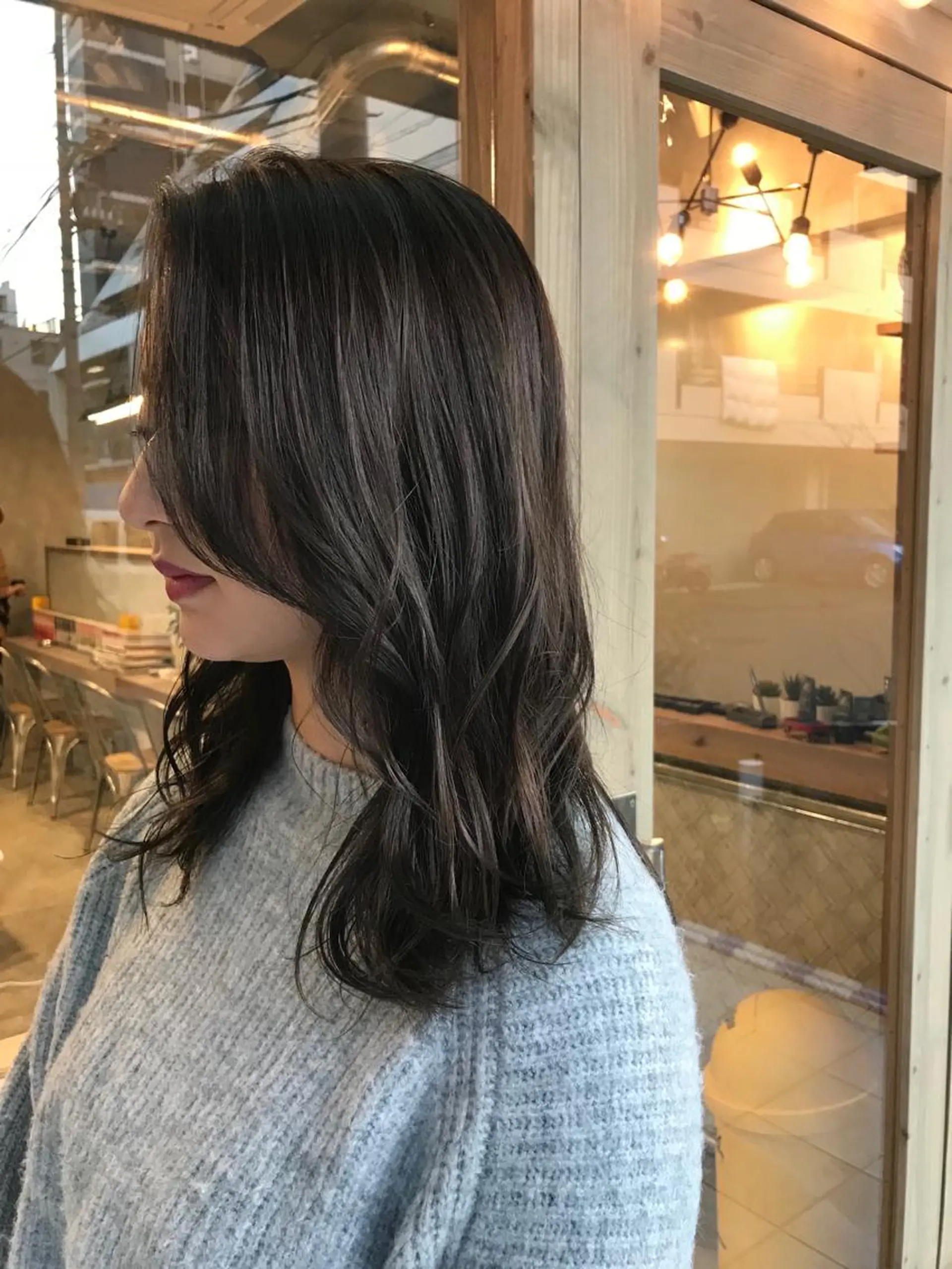 セミロング カラー グレージュ 竹嶌 健吾のヘアスタイル