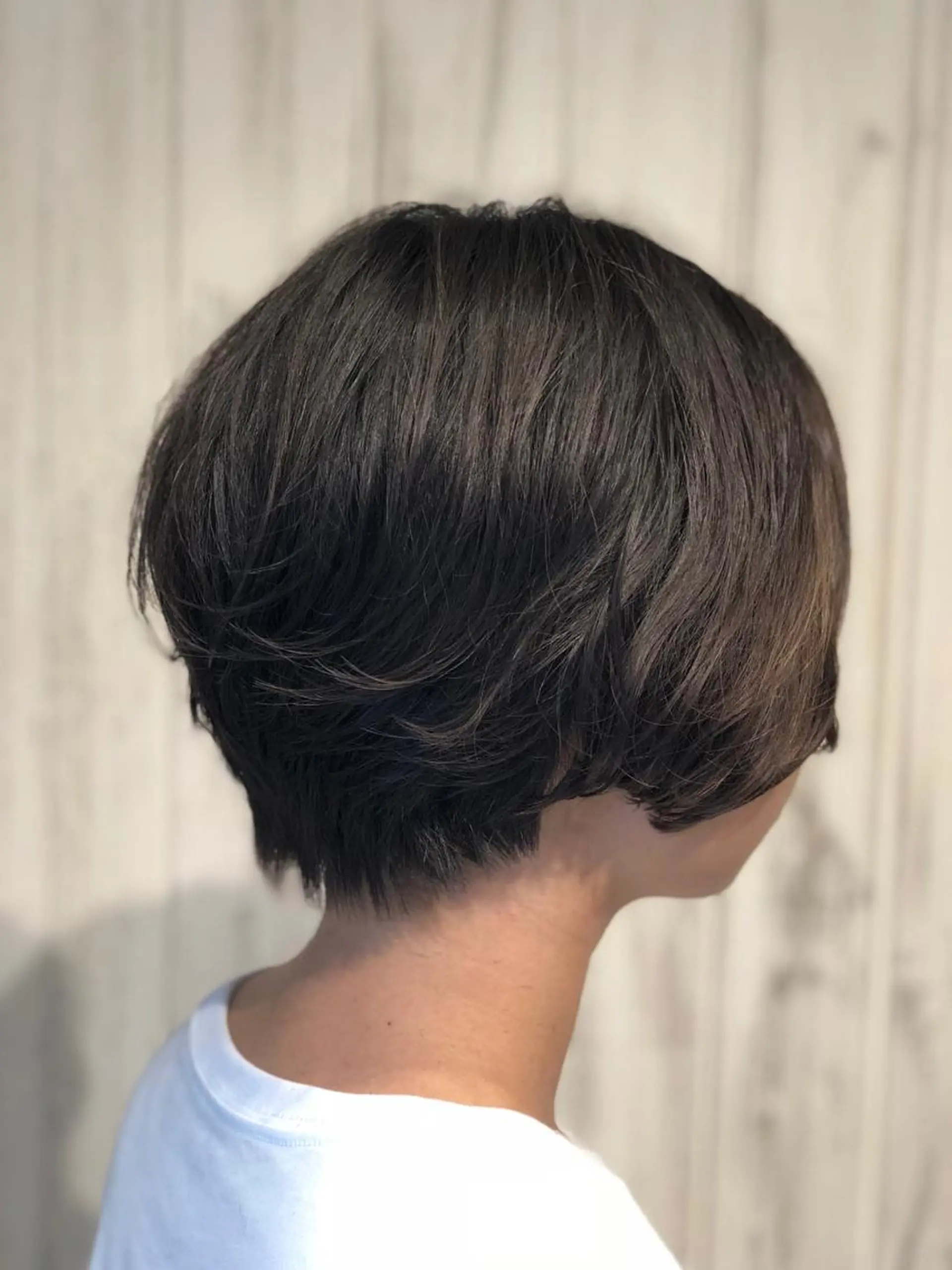ショート FENICE onthe beach所属・永井大樹✨ 透明感カラー✨のヘアスタイル