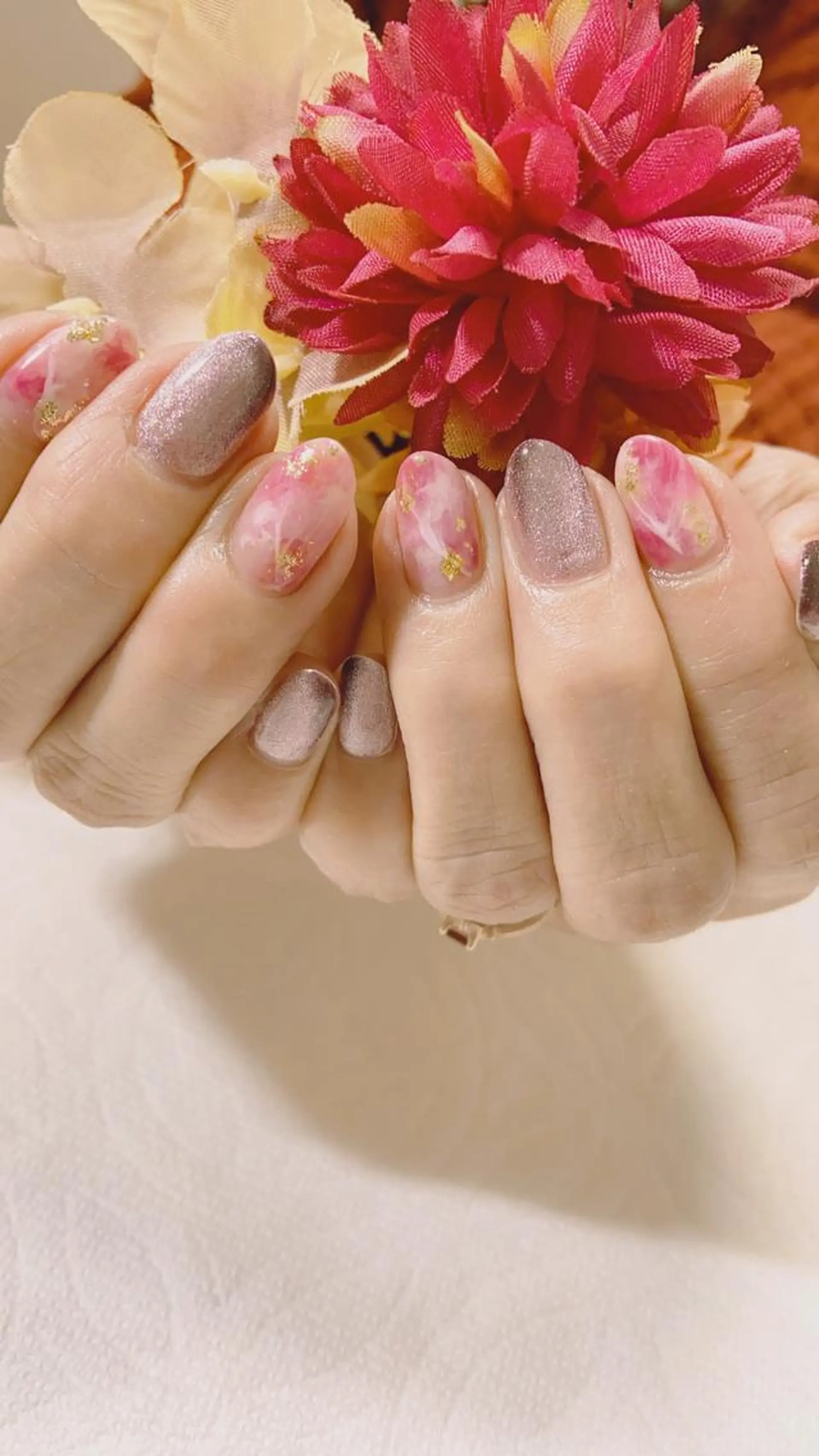 ネイル ハンドネイル フットネイル Lokahi NAILのネイルデザイン