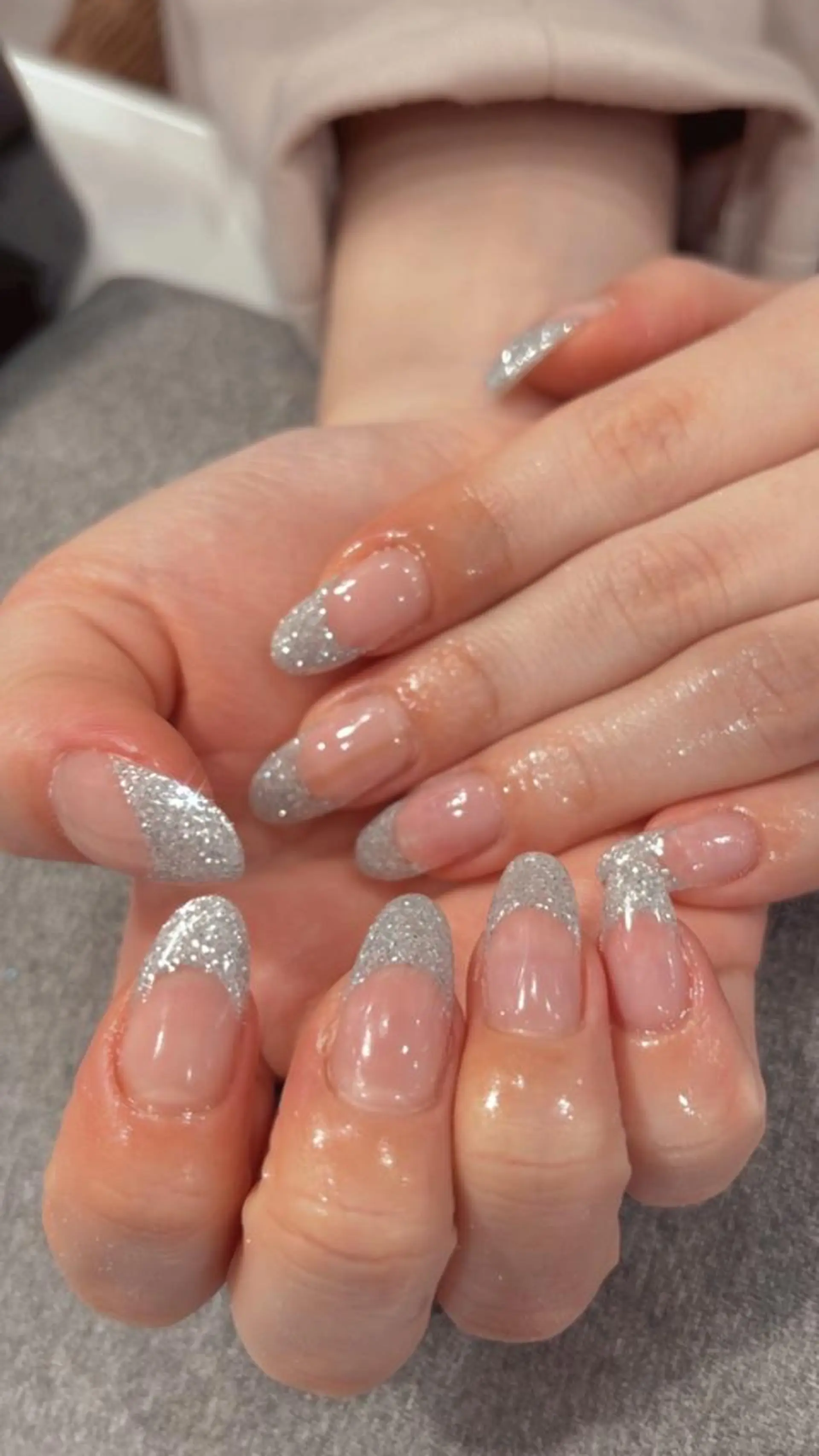 ネイル フレンチネイル ラメ(グリッター) wooone所属・wooone nail.rieのネイルデザイン