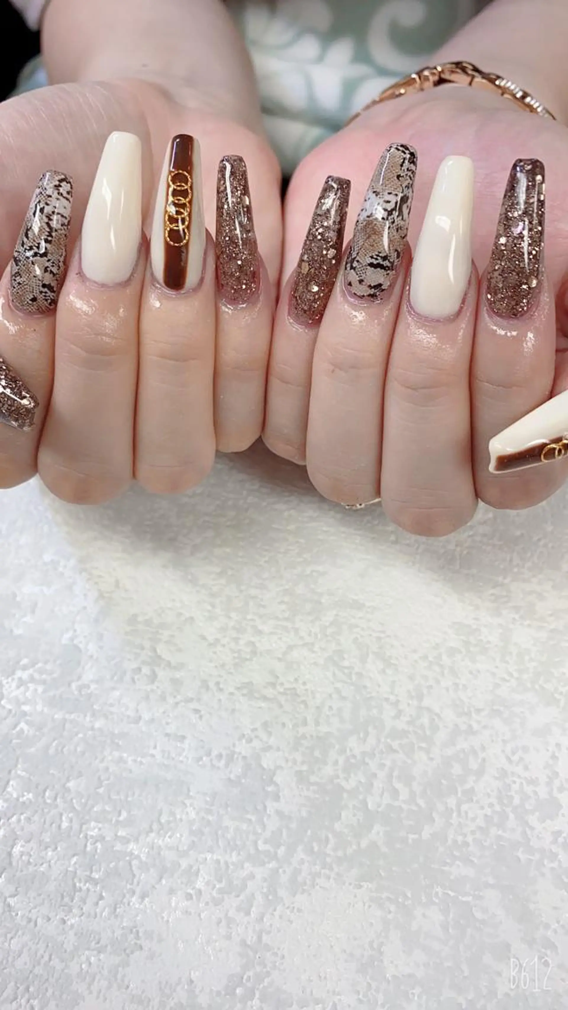 セミロング ハンドネイル JNA認定講師🌸 RIEのネイルデザイン