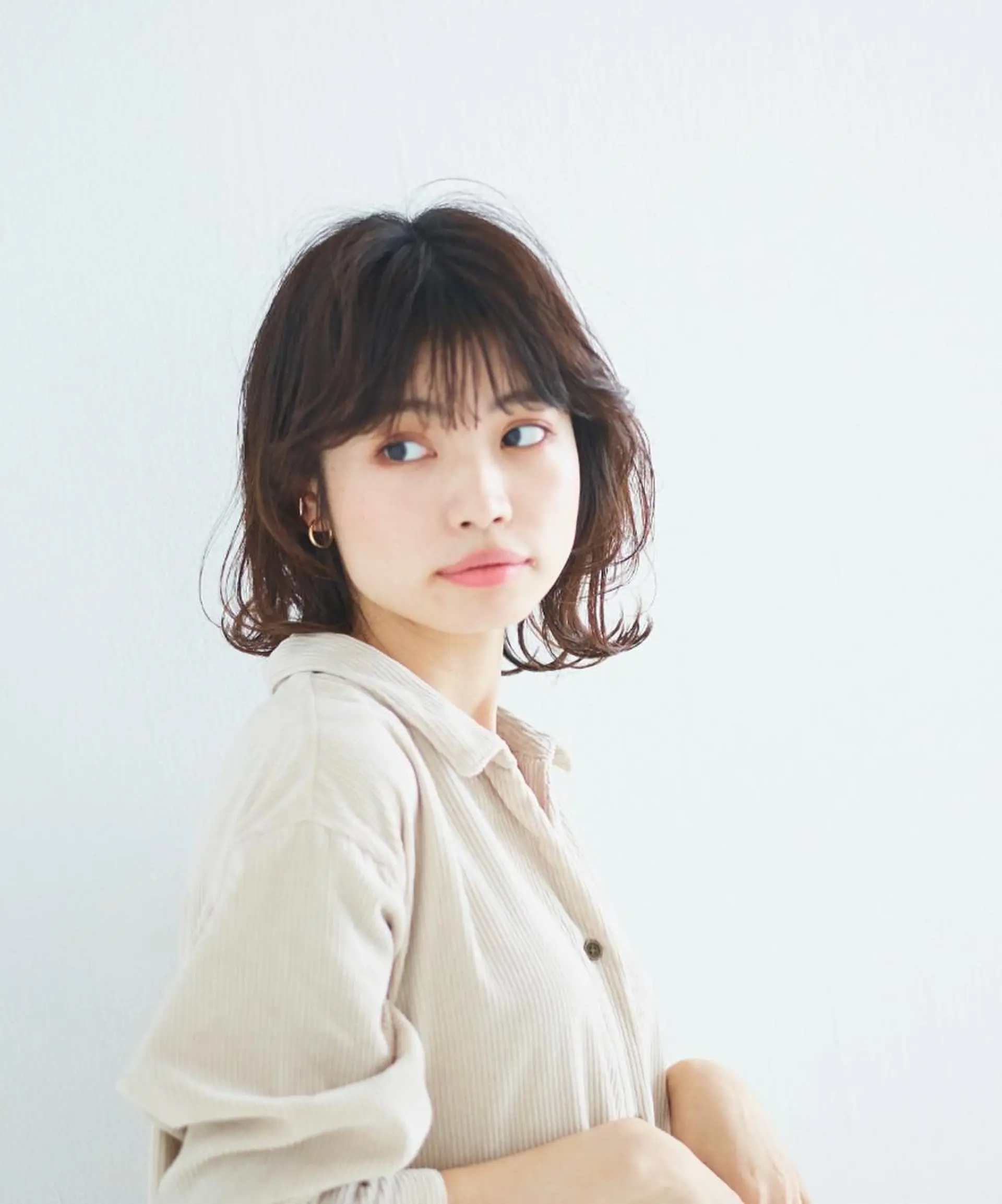 ミディアム パーマ THE DAY所属・AKI HASHIMOTOのヘアスタイル