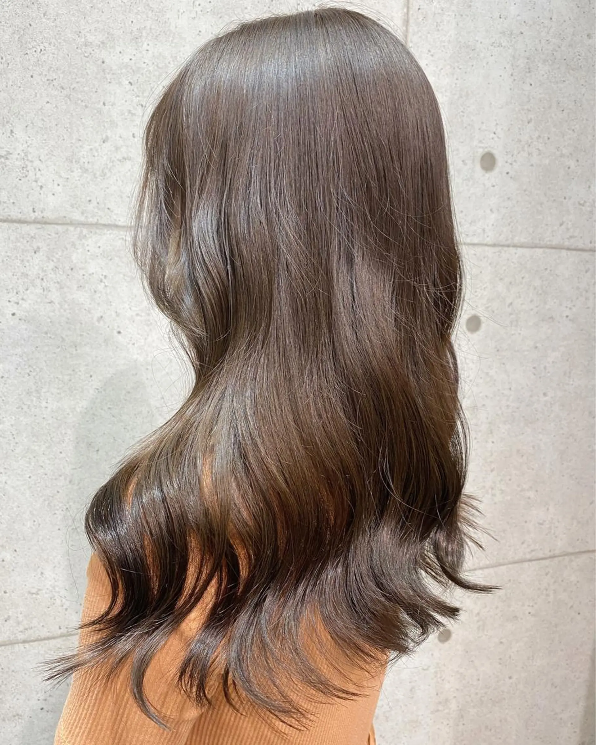 セミロング カラー ベージュカラー イルミナカラー 遠藤沙也加 /レイヤーカットのヘアスタイル