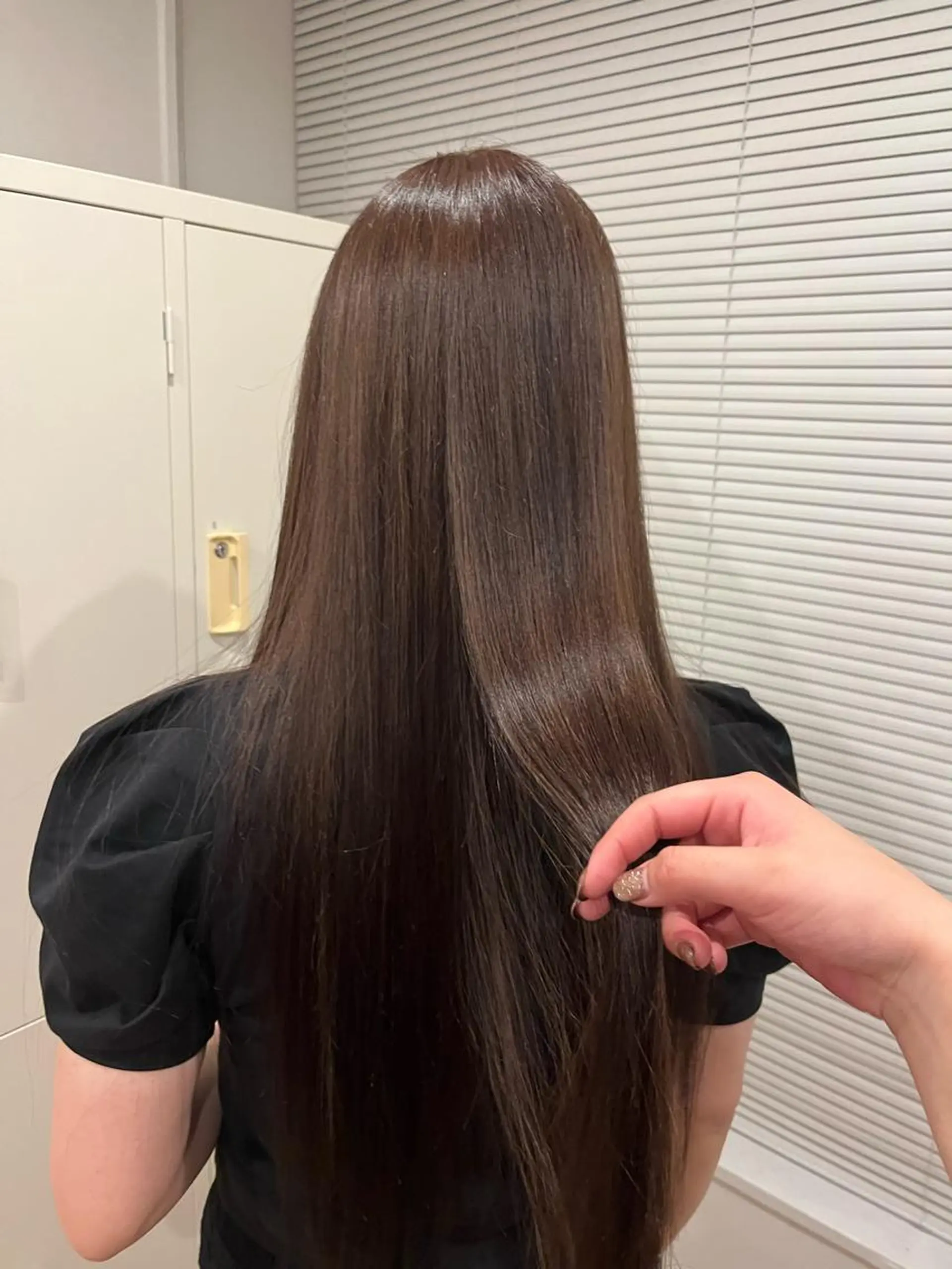 カラー 藤原 智恵のヘアスタイル