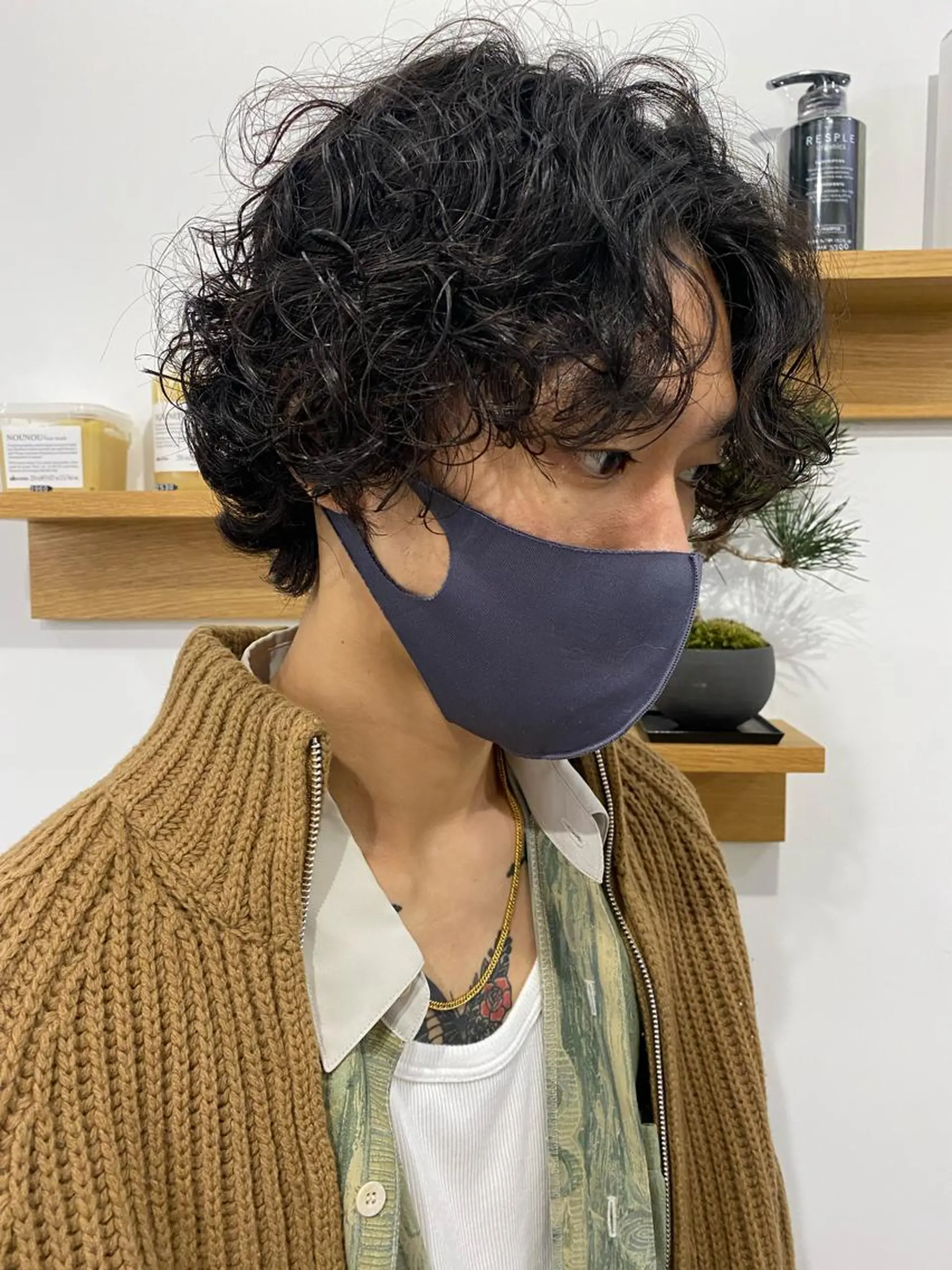 パーマ メンズ メンズパーマ メンズスパイラルパーマ スパイラルパーマ 表参道メンズカット hikariのヘアスタイル