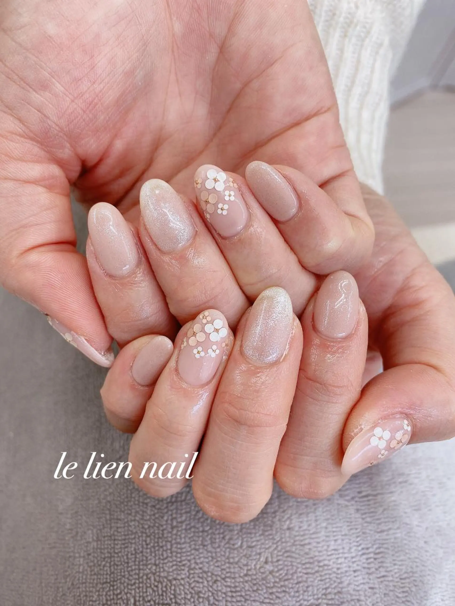 ネイル アートネイル ホログラムネイル キラキラネイル 春ネイル ハンドネイル le lien nailのネイルデザイン