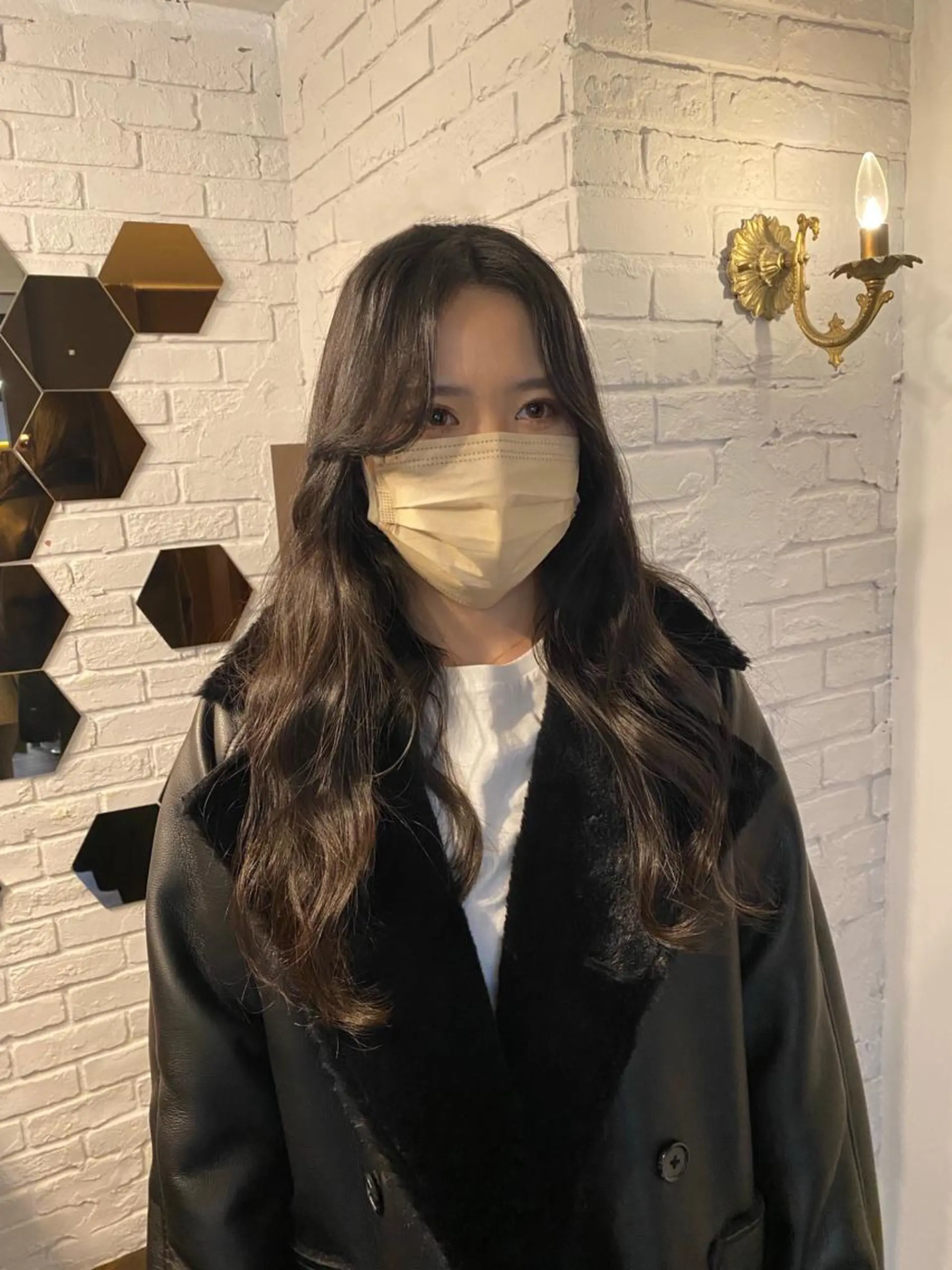 ロング カラー ヘアアレンジ くびれヘア 顔まわりレイヤー ヨシンモリ 韓国風ヘア くびれレイヤー 韓国ヘア×髪質 改善🇰🇷シオリのヘアスタイル