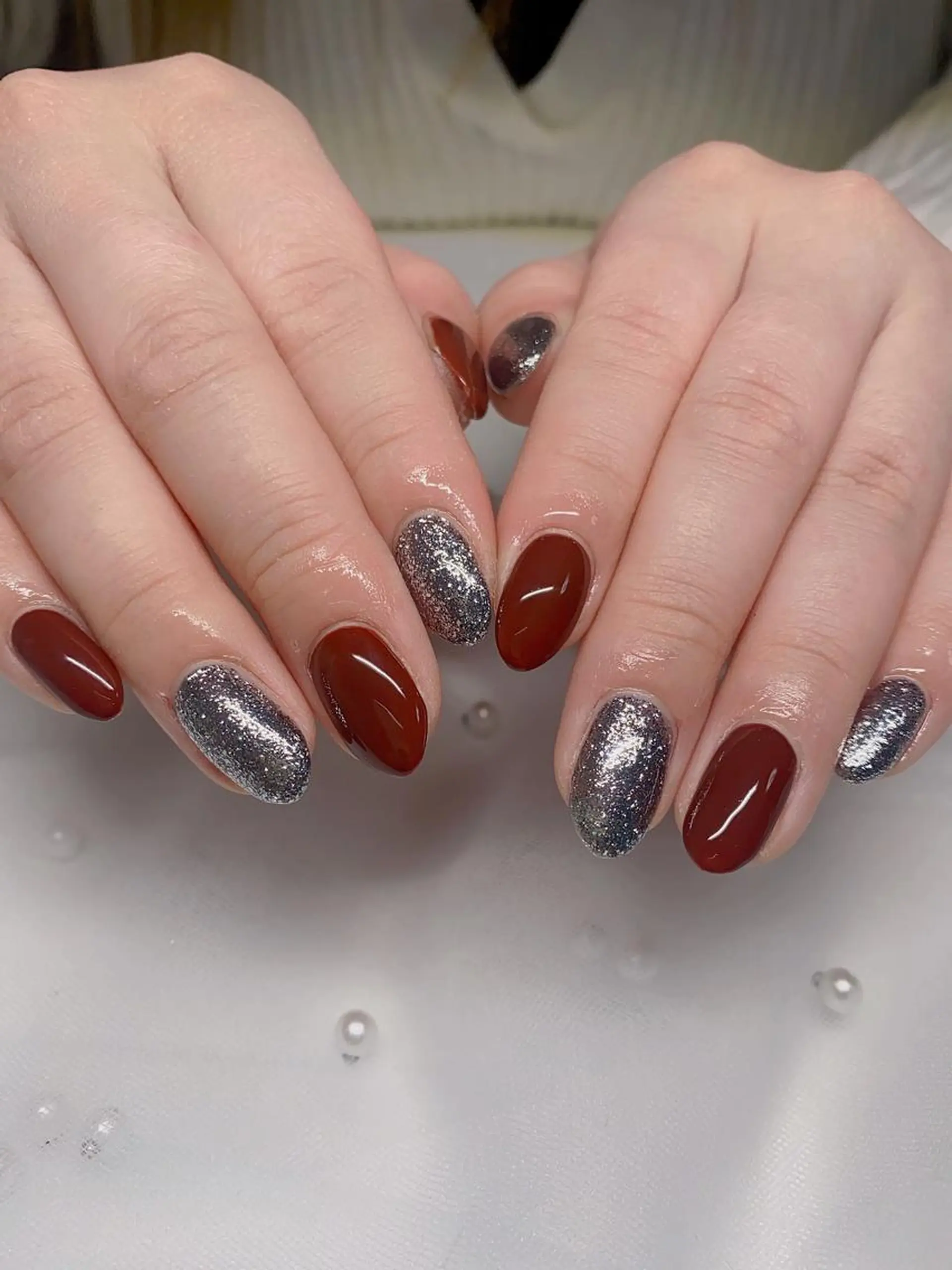 ネイル ブラウン ラメ(グリッター) ハンドネイル Jasmine nailsalon所属・ジャスミン ネイルサロンのネイルデザイン