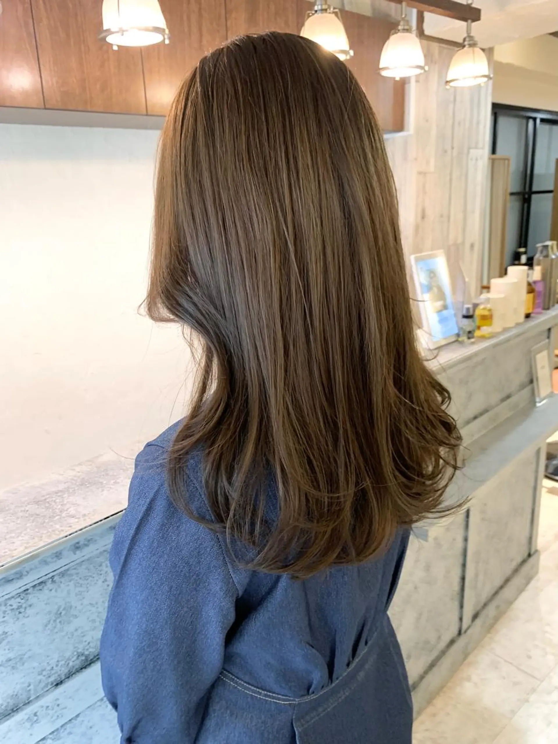 セミロング カラー カット ヘアカラー トリートメント conne&riri所属・MA YUのヘアスタイル