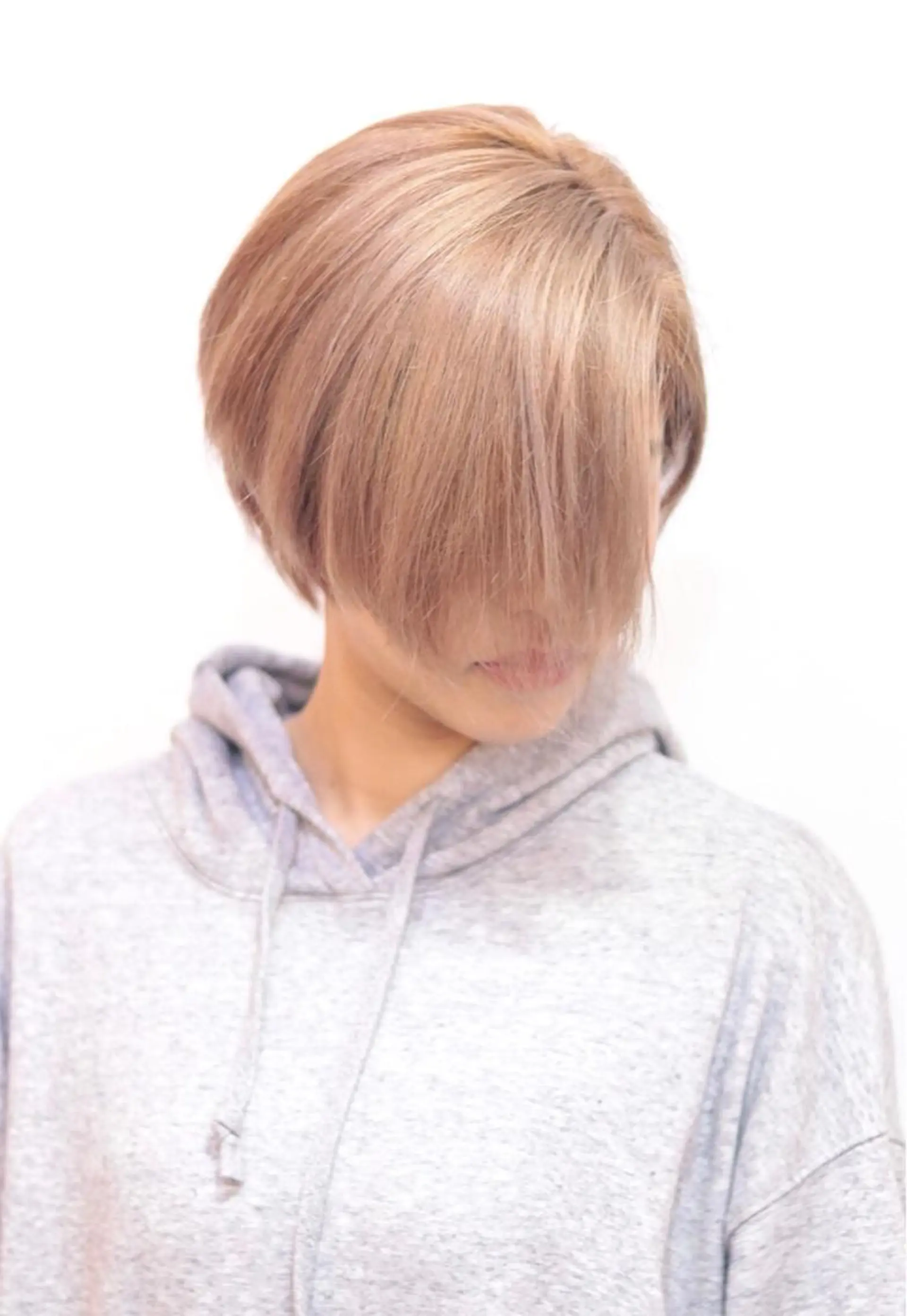 ショート フェアリーテイル所属・吉田 典弘のヘアスタイル