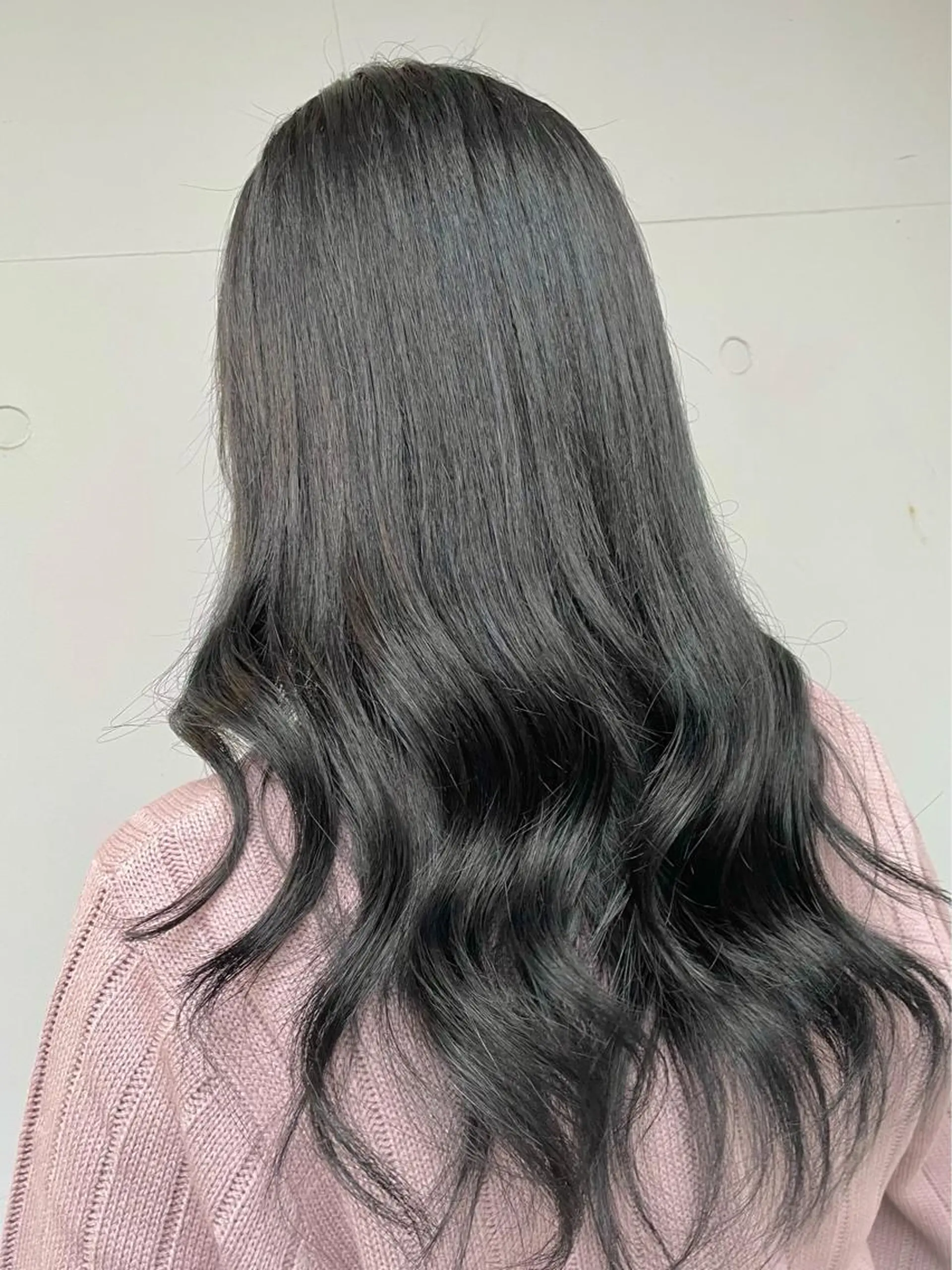 ロング カラー アディクシーカラー 黒髪 ブルーカラー ブルーブラック 透明感カラー ヘアカラー 藤澤 夏実/インナーカラーのヘアスタイル