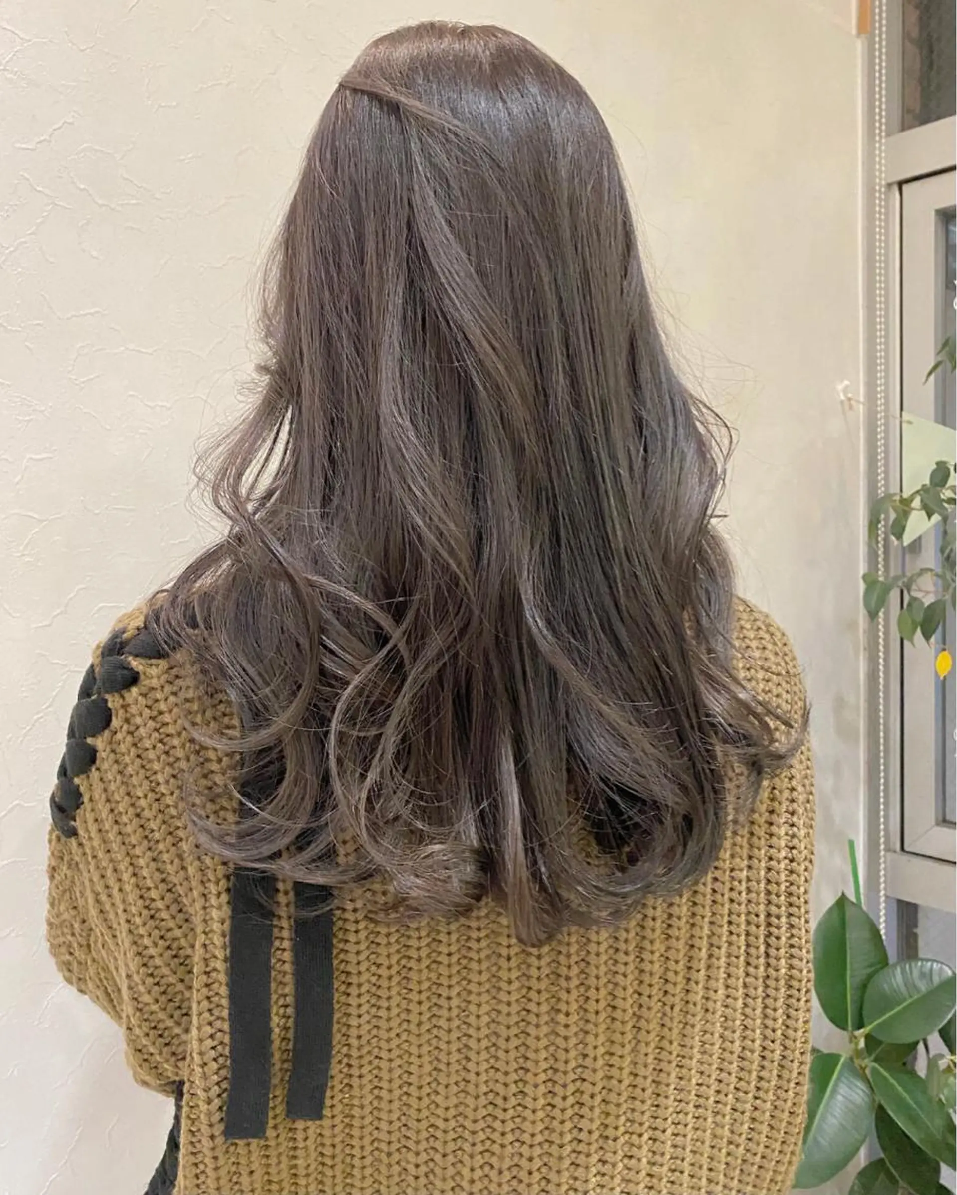 セミロング カラー nakahara madokaのヘアスタイル