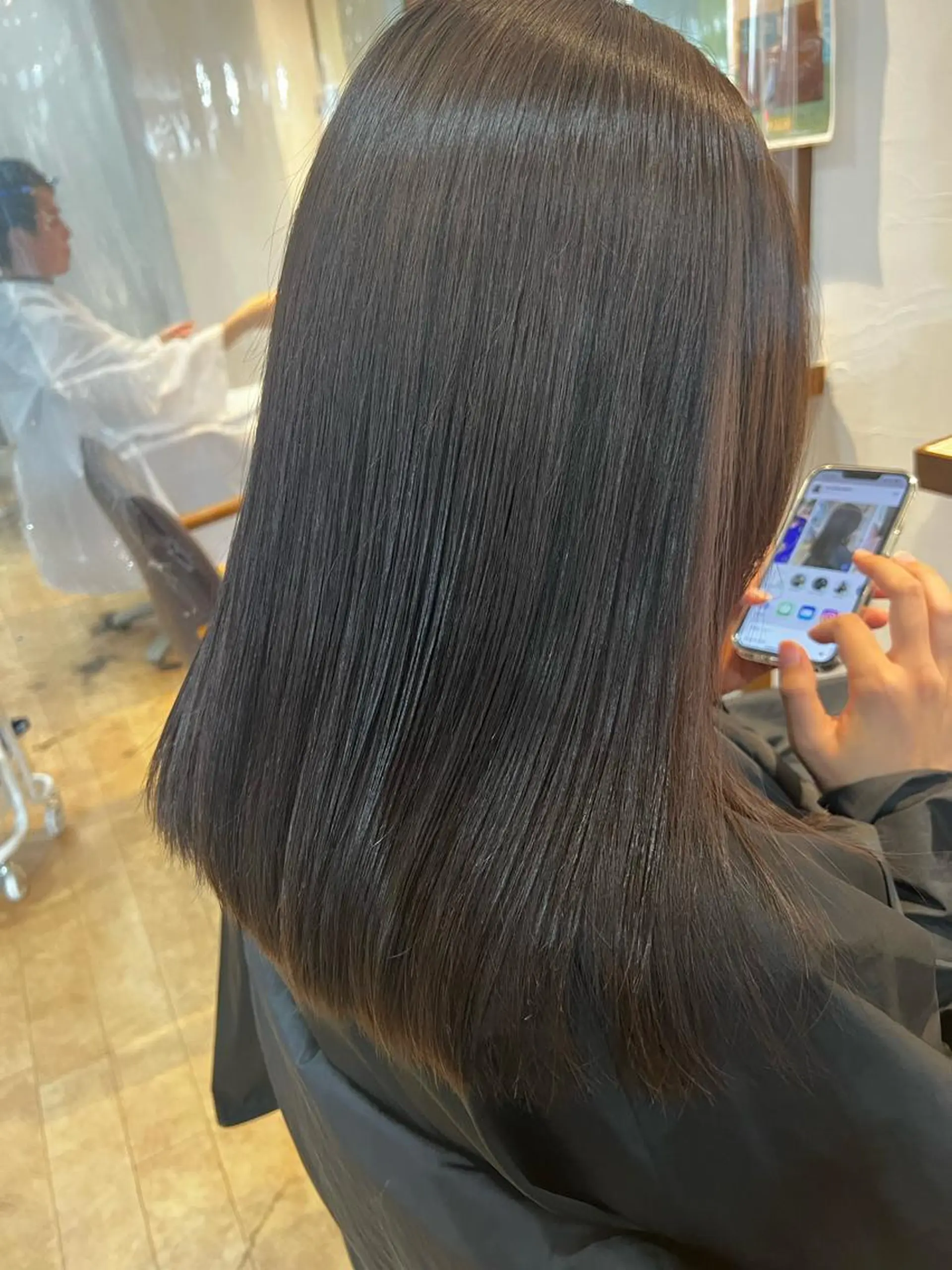 セミロング カラー カット ヘアカラー トリートメント 艶髪特化 坂田一樹のヘアスタイル