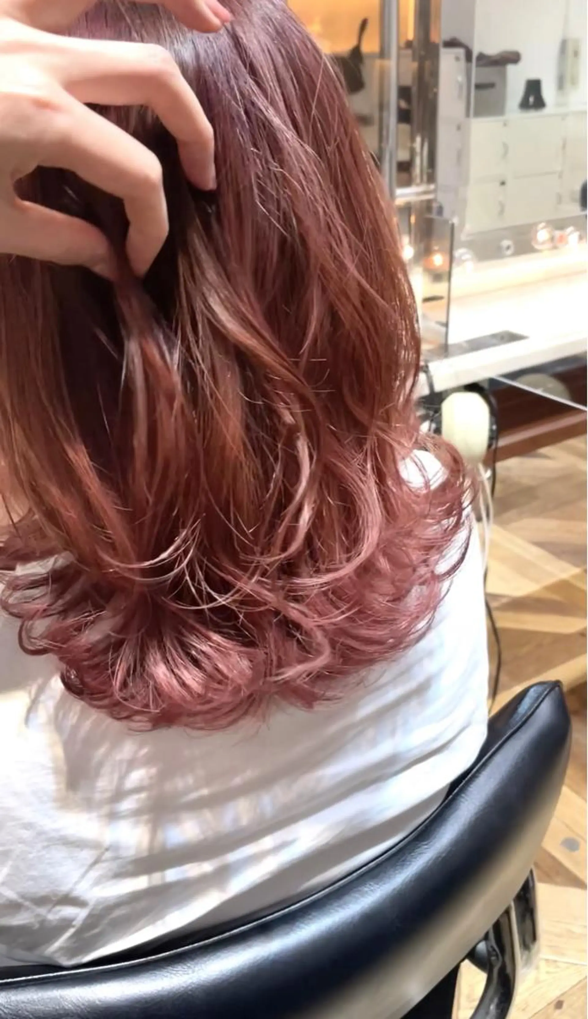 ミディアム カラー グラデーションカラー ピンクカラー カット ヘアカラー トリートメント BEBE所属・ブリーチなし 透明感カラーKANAのヘアスタイル