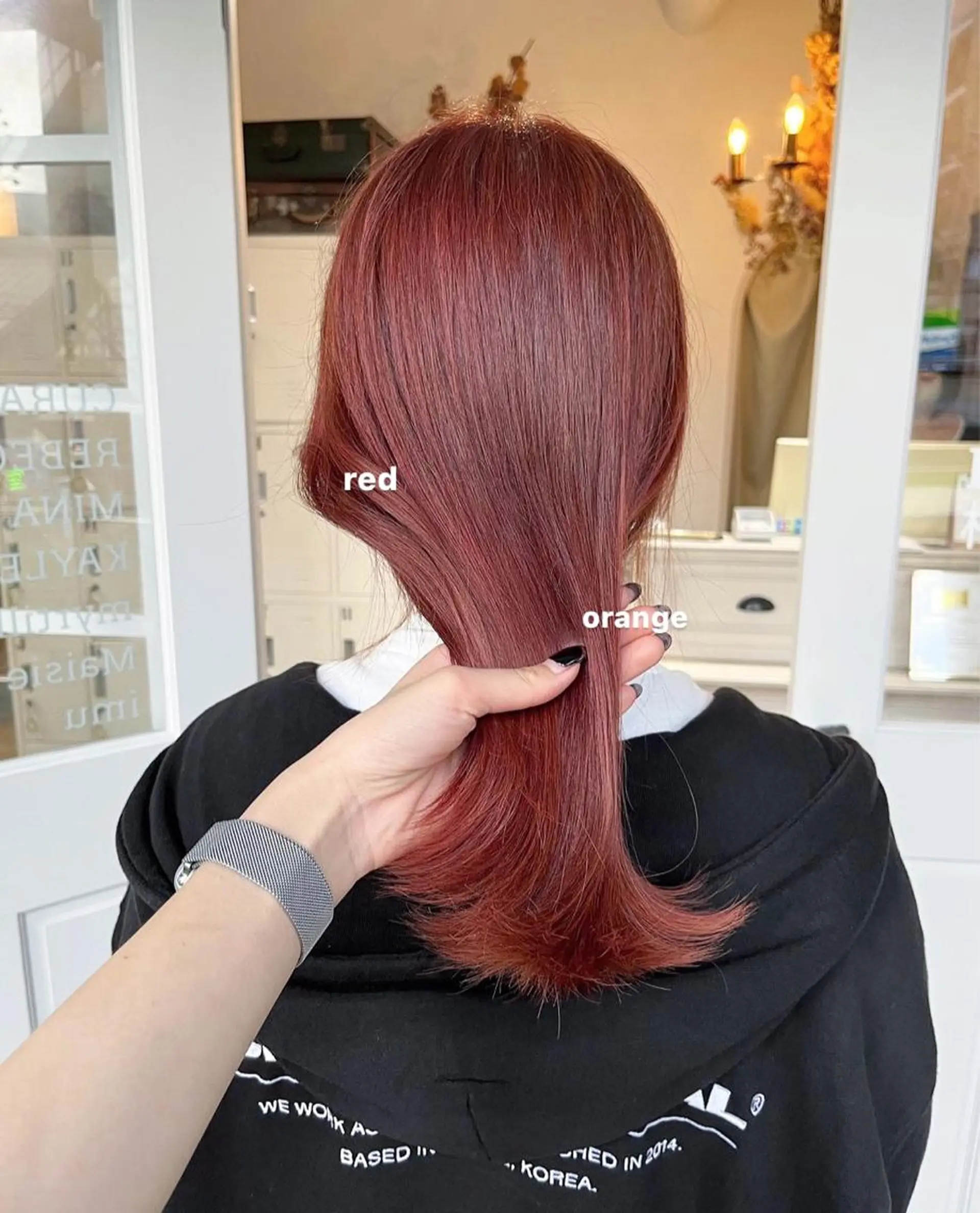 ロング カラー マツエク・マツパ ブリーチ ブリーチなしカラー 𝗺𝗶𝗸𝘂♡ 似合わせ🎀のヘアスタイル