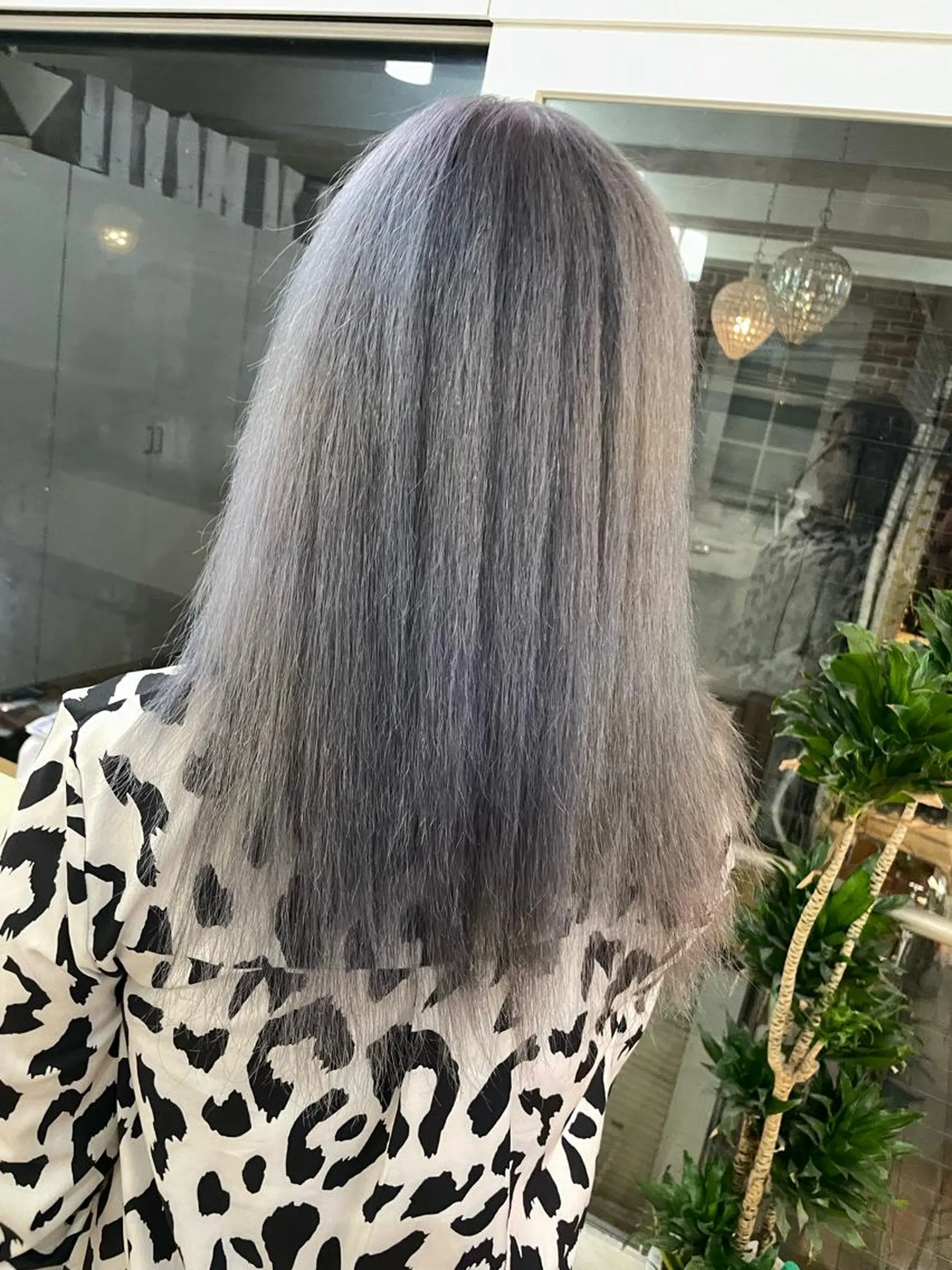 セミロング カラー ヘアアレンジ ヘアカラー トリートメント 久米 治仁のヘアスタイル