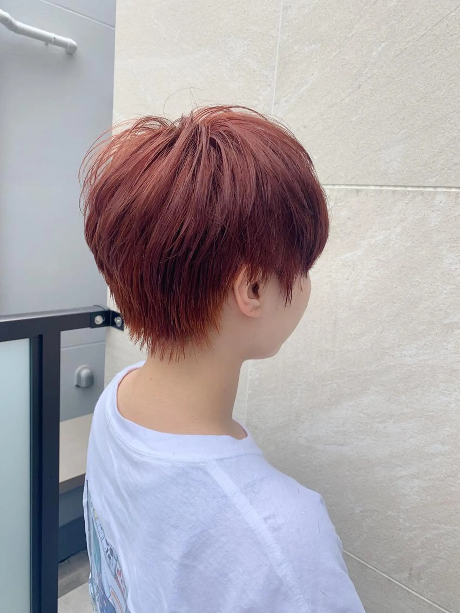 ショート カラー ブリーチ ピンクカラー カラー特化サロン大阪 ルービック江坂/新城のヘアスタイル