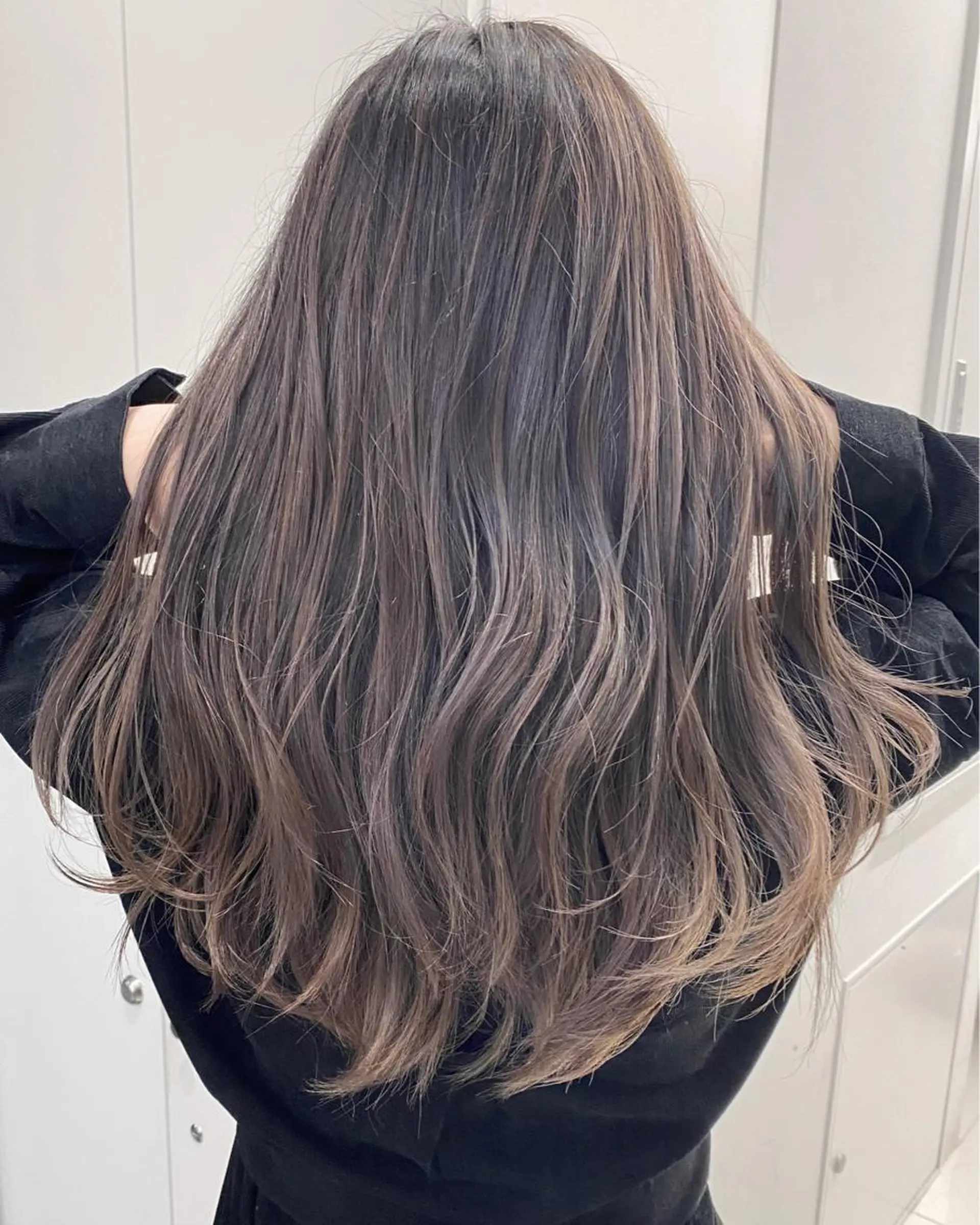 ロング カラー パーマ ヘアアレンジ 【公式】amble luxe池袋東口💛のヘアスタイル