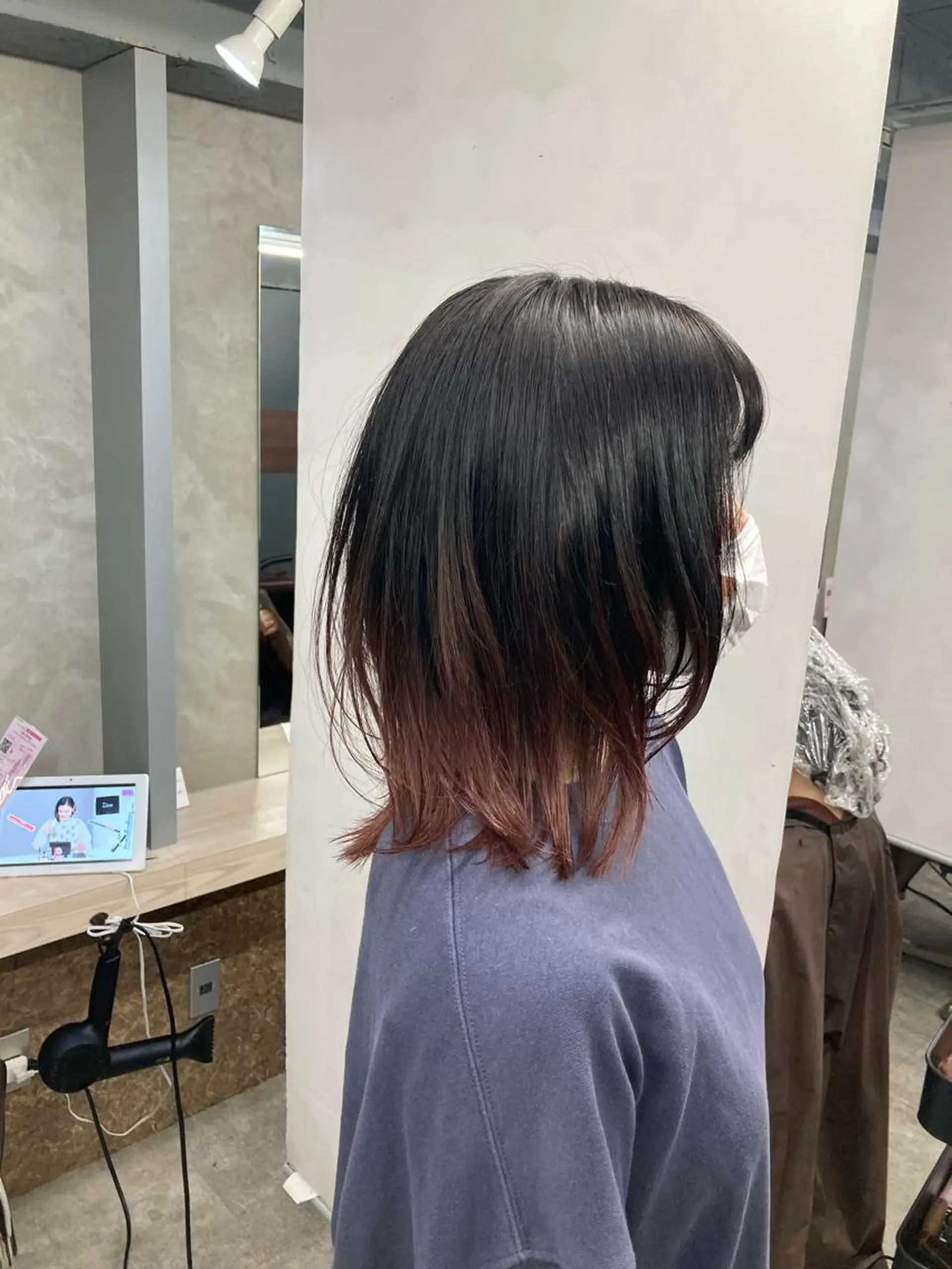 ミディアム カラー グラデーションカラー ピンクカラー ヘアカラー ブリーチ&似合せボブ 田中寛十のヘアスタイル