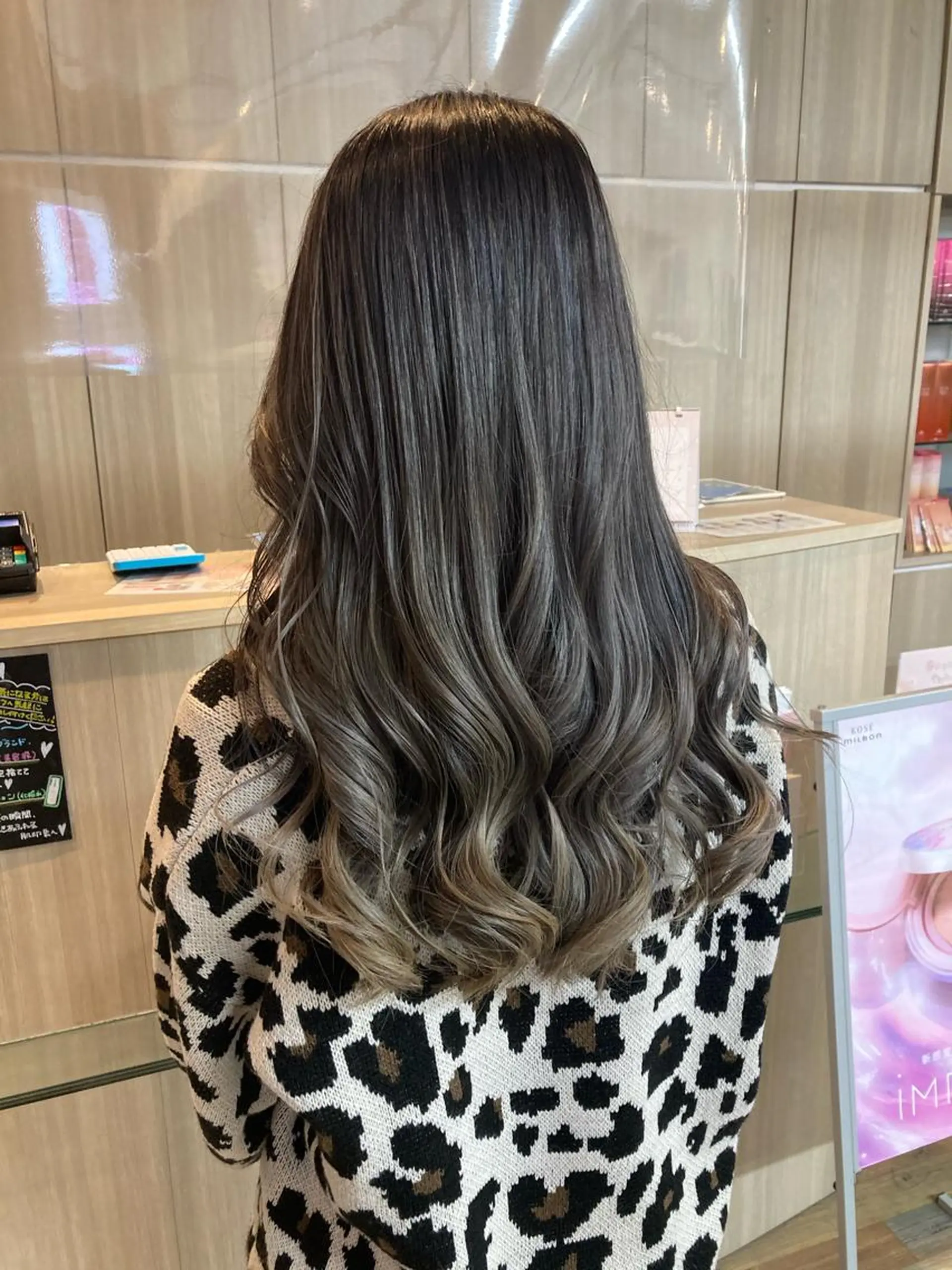 ロング カラー ヘアカラー トリートメント ヘアセット ✂️似合わせの魔術師 石田一樹✂️のヘアスタイル