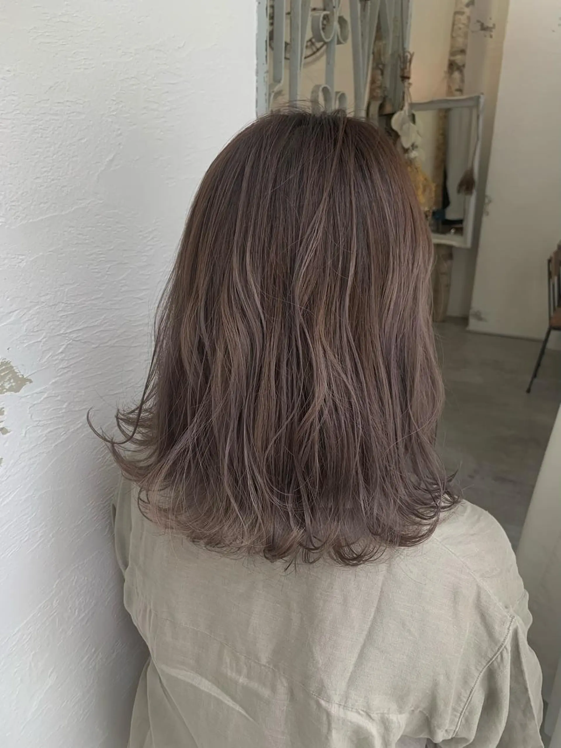 ミディアム カラー カット ヘアカラー タナカ マナミのヘアスタイル