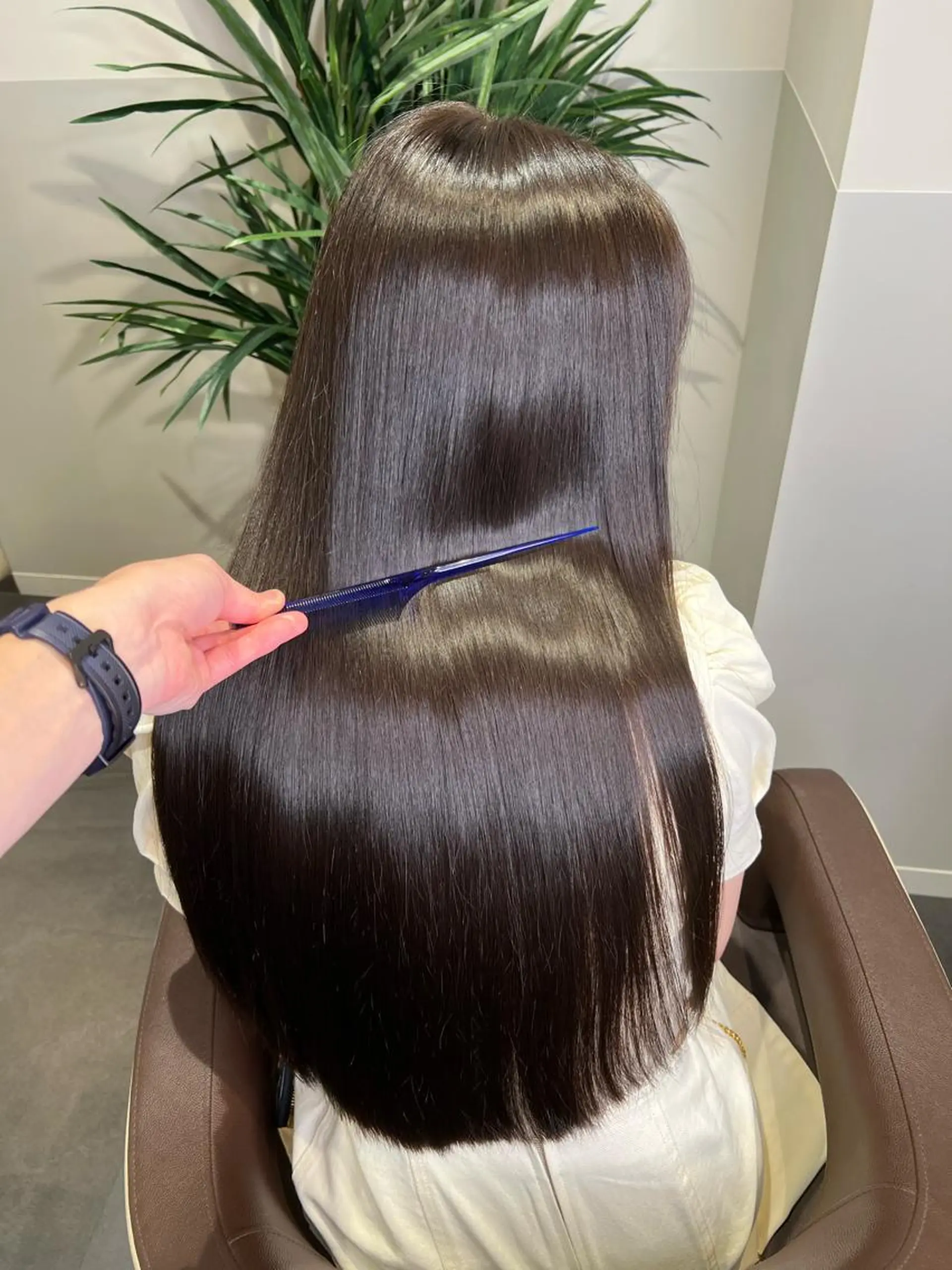 ロング カラー 韓国風カラー くびれヘア 顔周りカット 髪質改善 ヨシンモリ カット ヘアカラー 縮毛矯正 トリートメント SALOWIN east店6F所属・TAKUMI 【美髪特化】のヘアスタイル